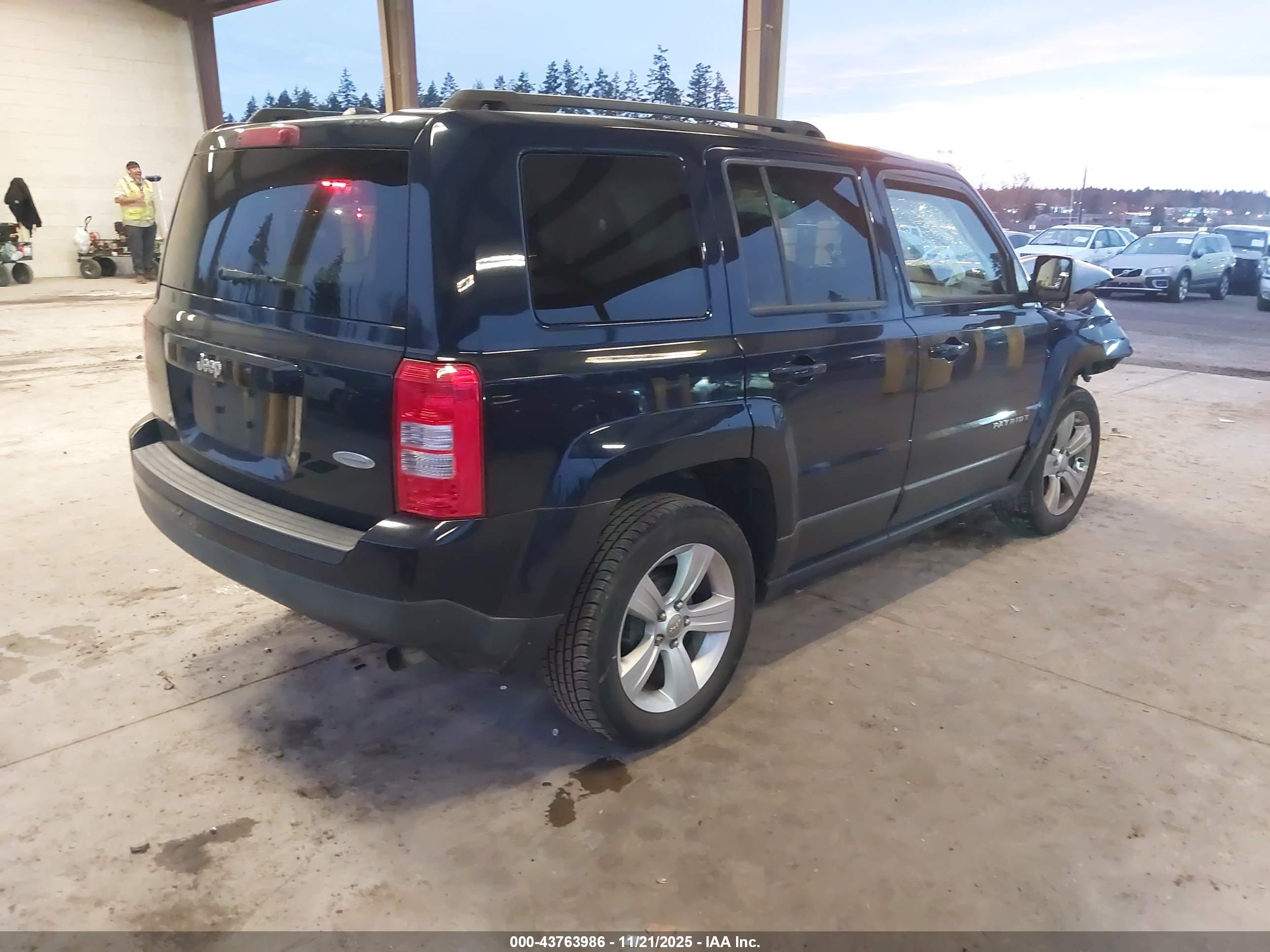 JEEP PATRIOT image 4