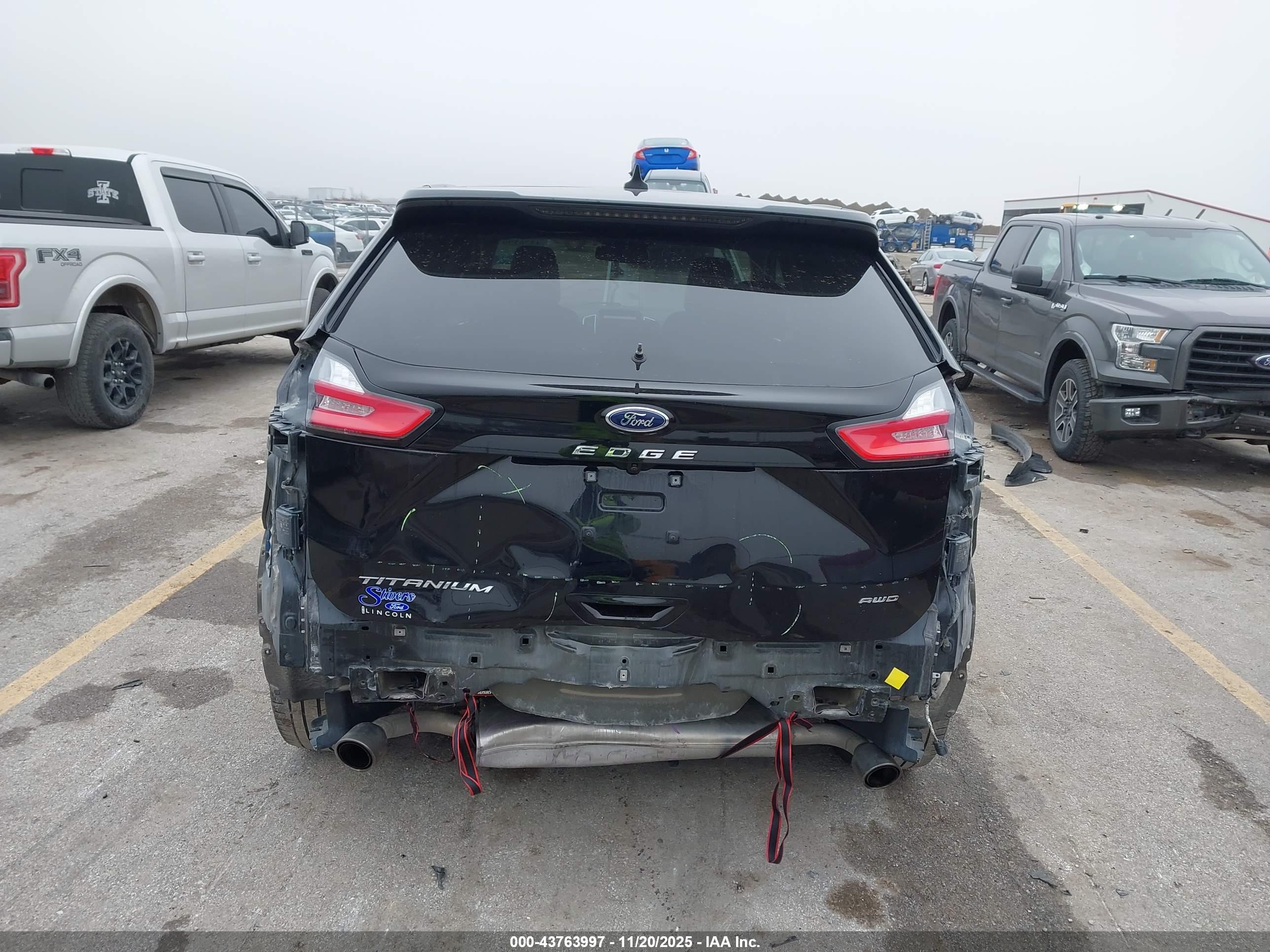 FORD EDGE image 6