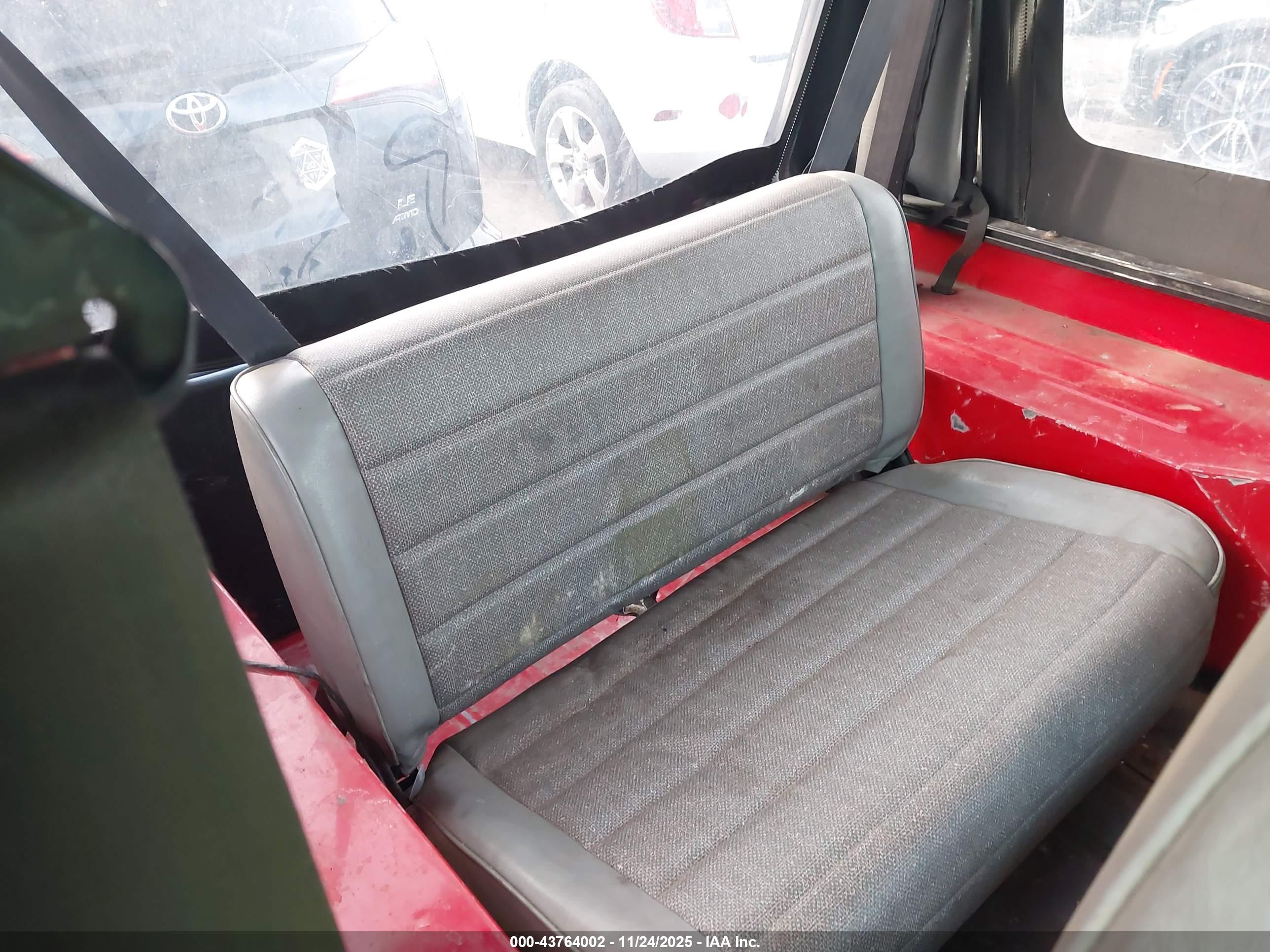 JEEP WRANGLER image 8