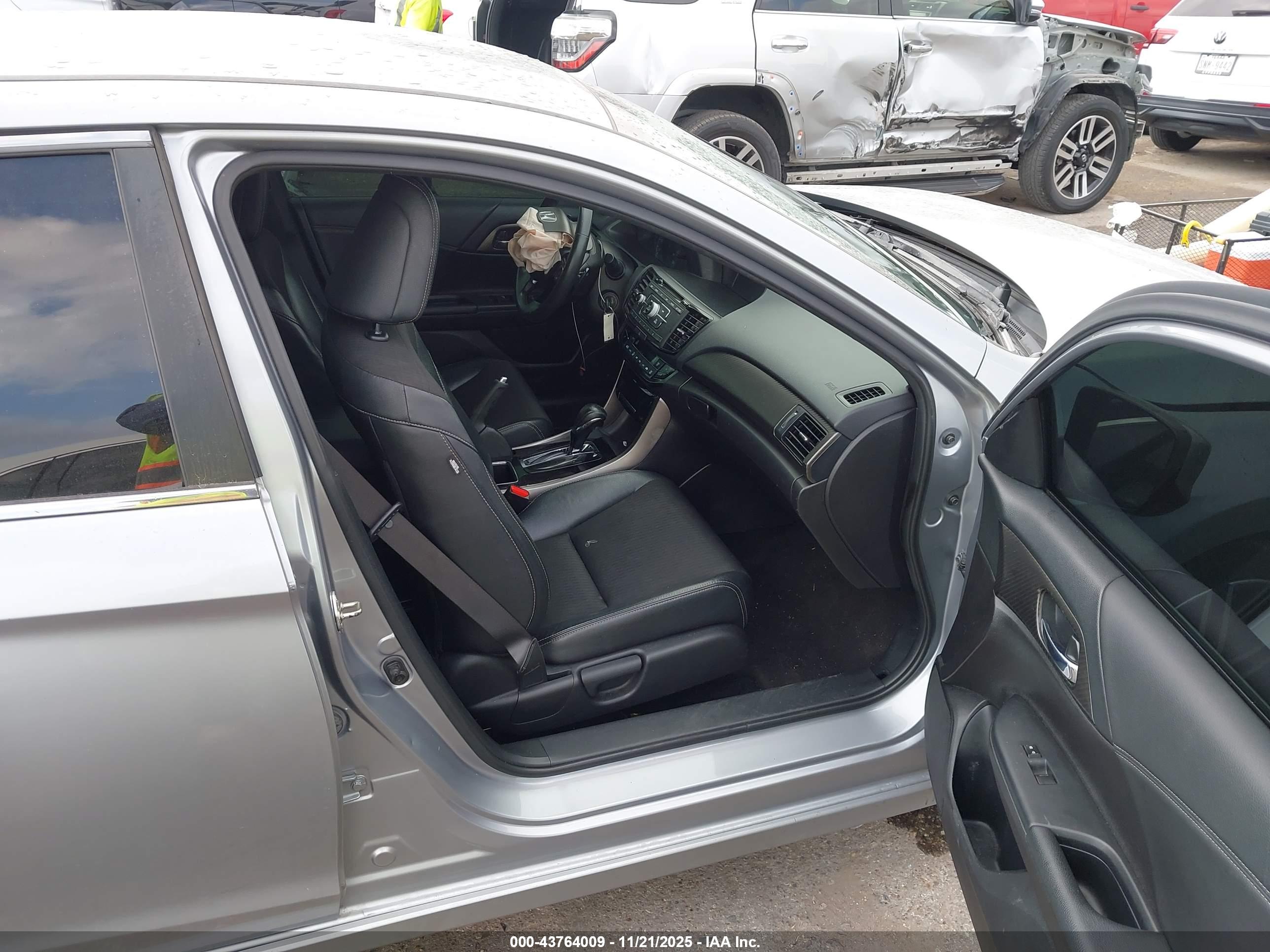 HONDA ACCORD image 5