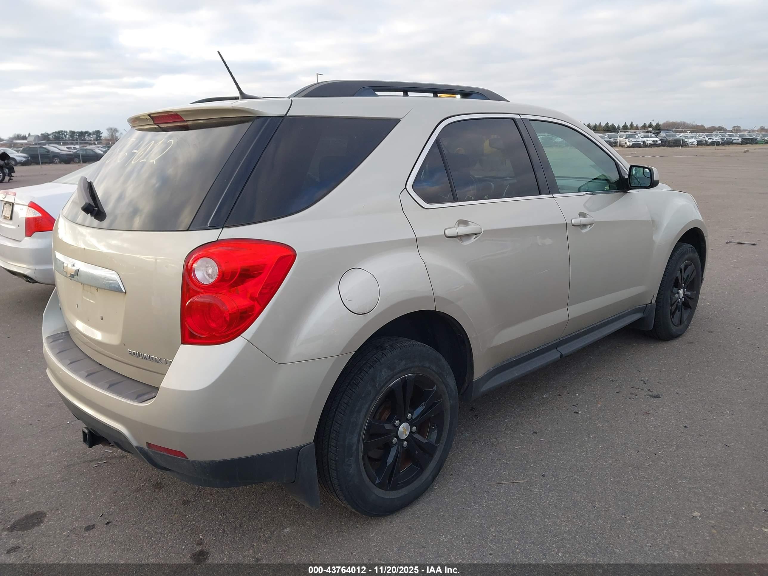 CHEVROLET EQUINOX image 4