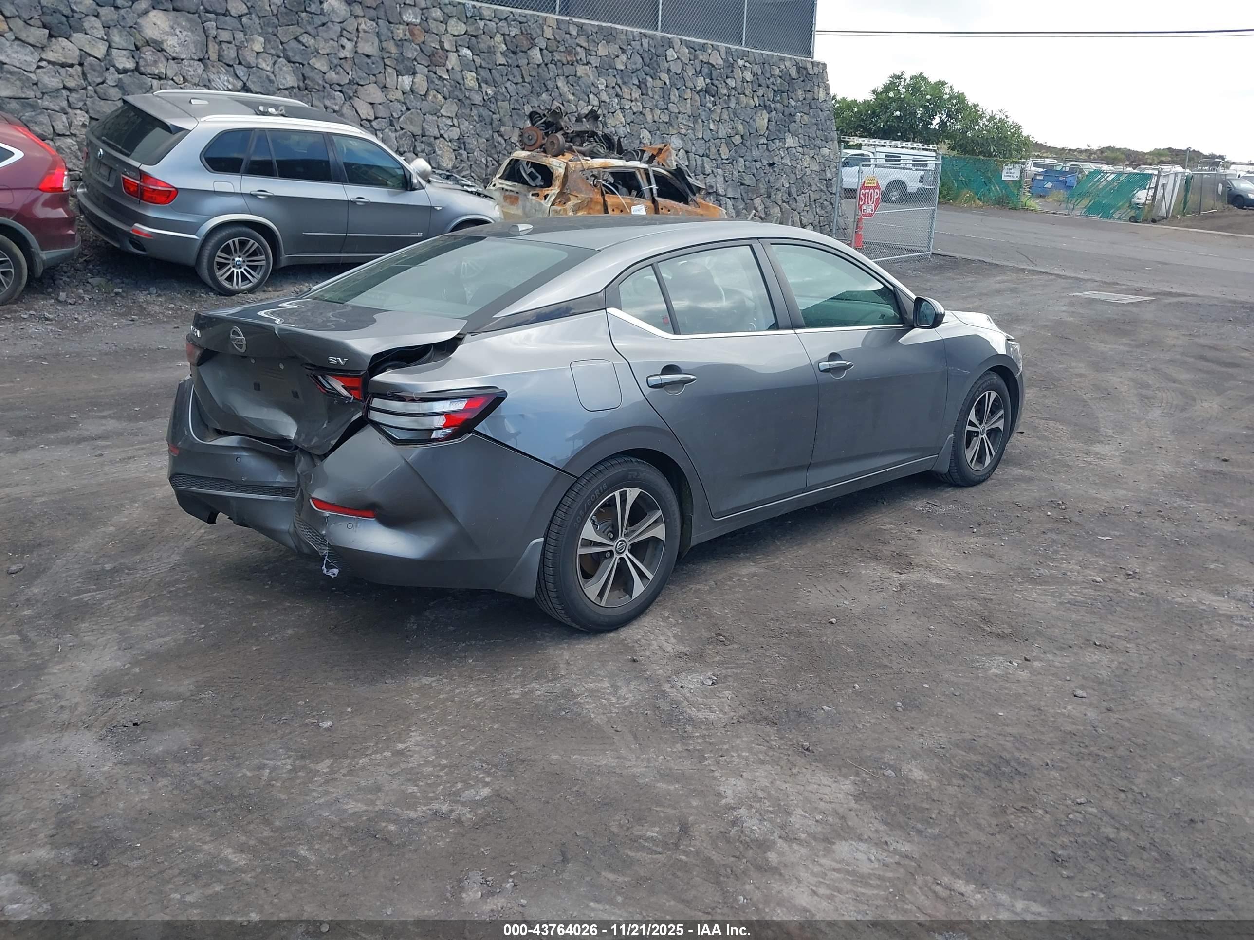 NISSAN SENTRA image 4