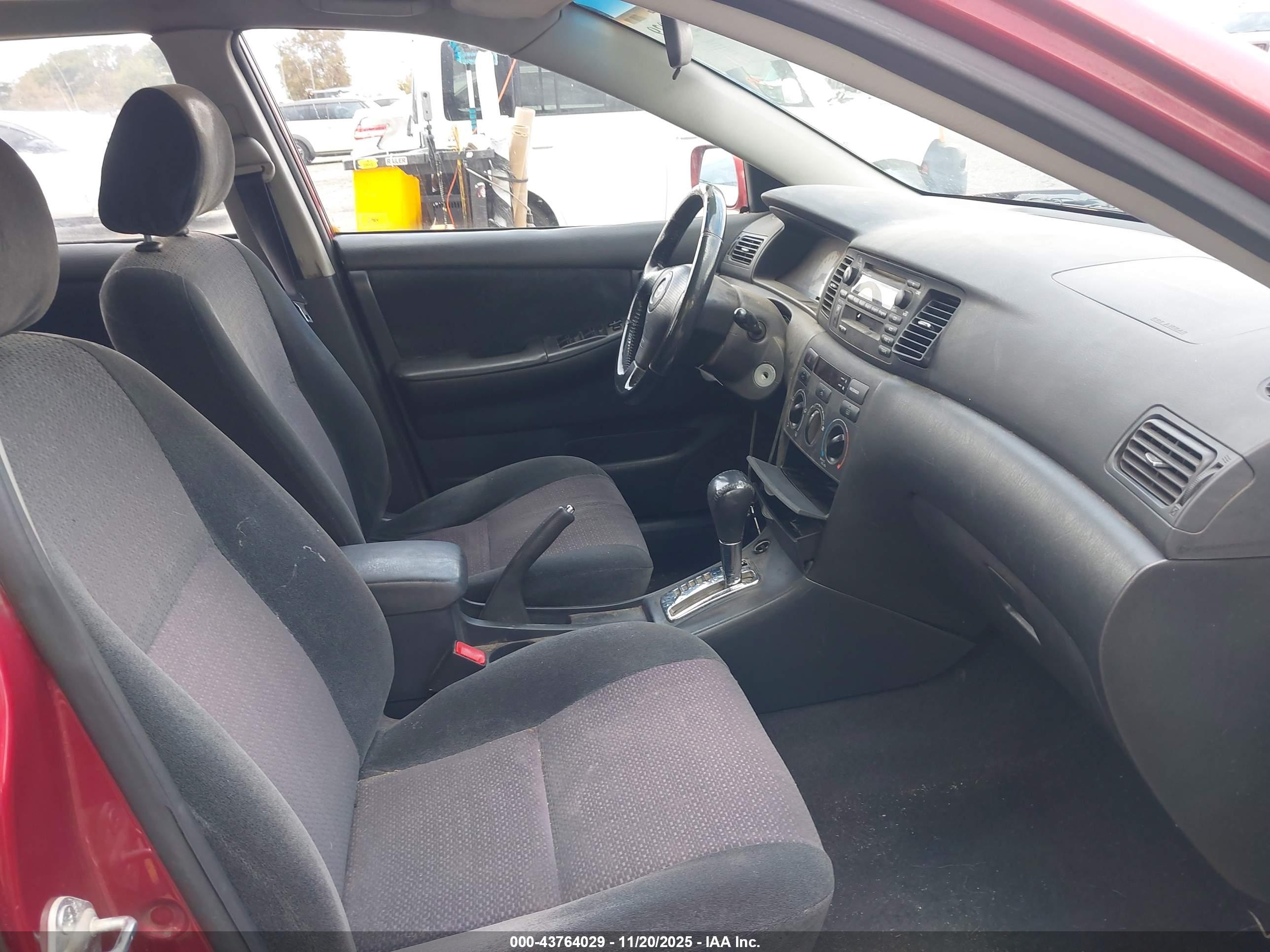 TOYOTA COROLLA image 5