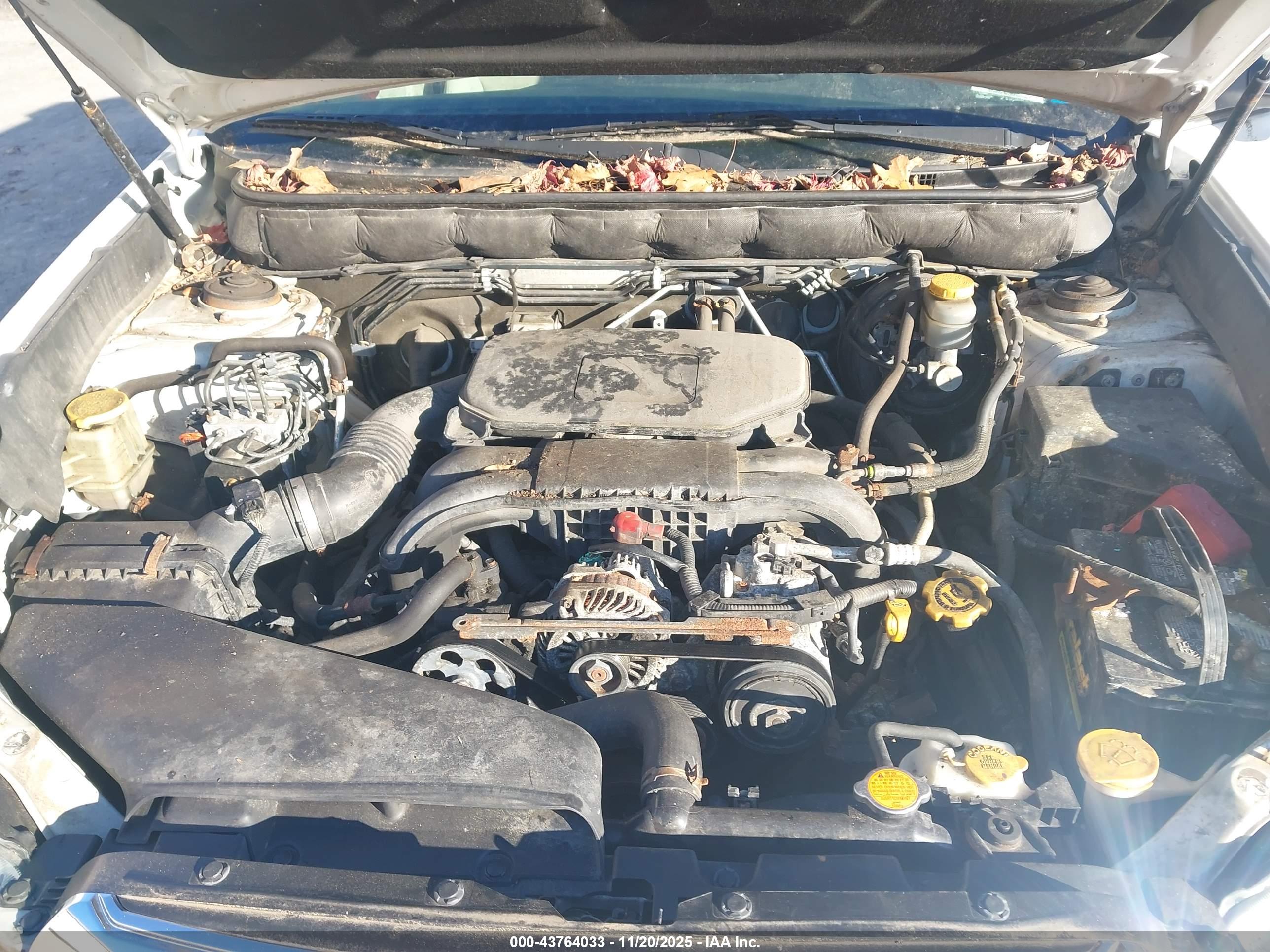 SUBARU OUTBACK image 10
