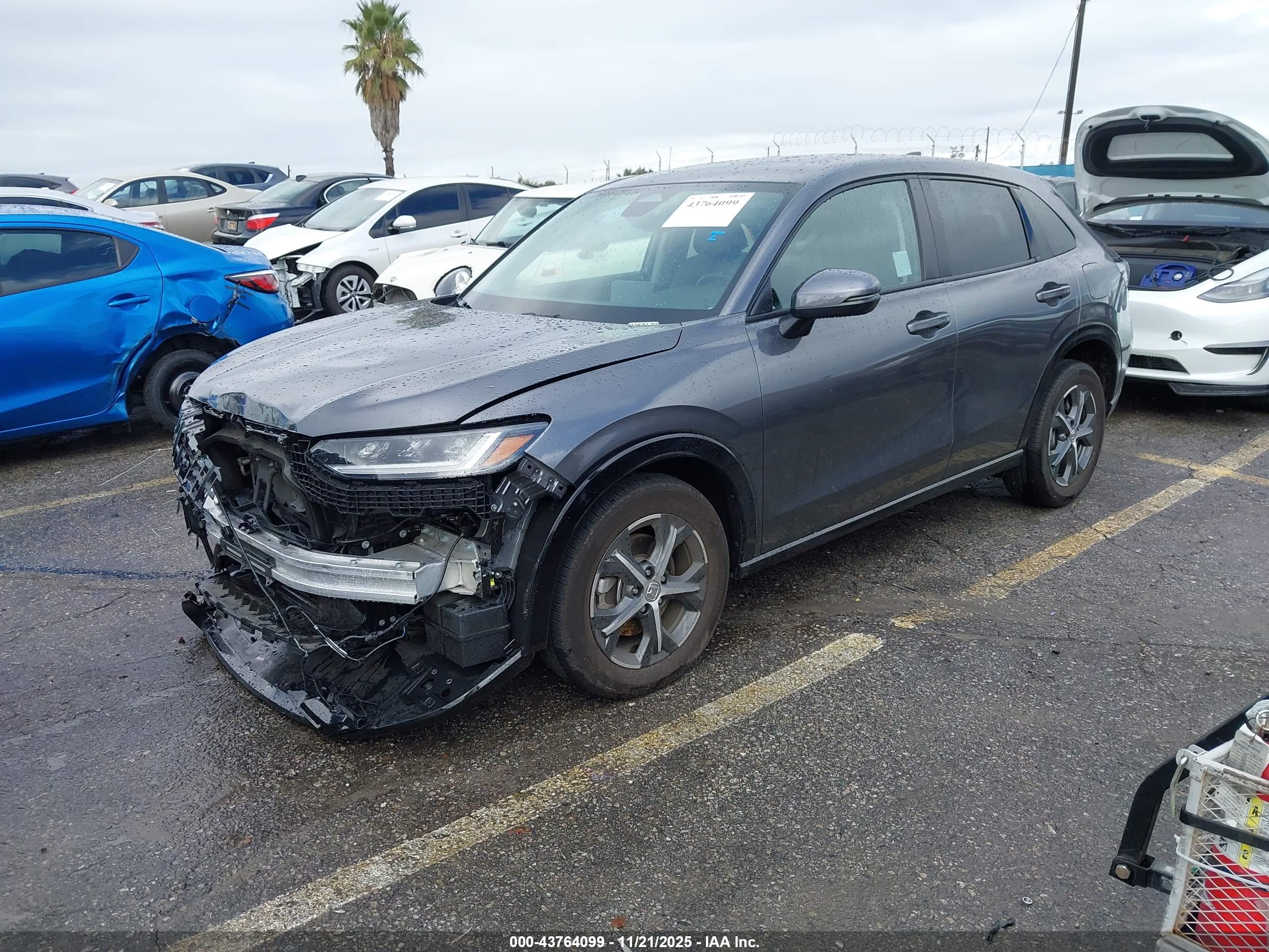 HONDA HR-V image 2