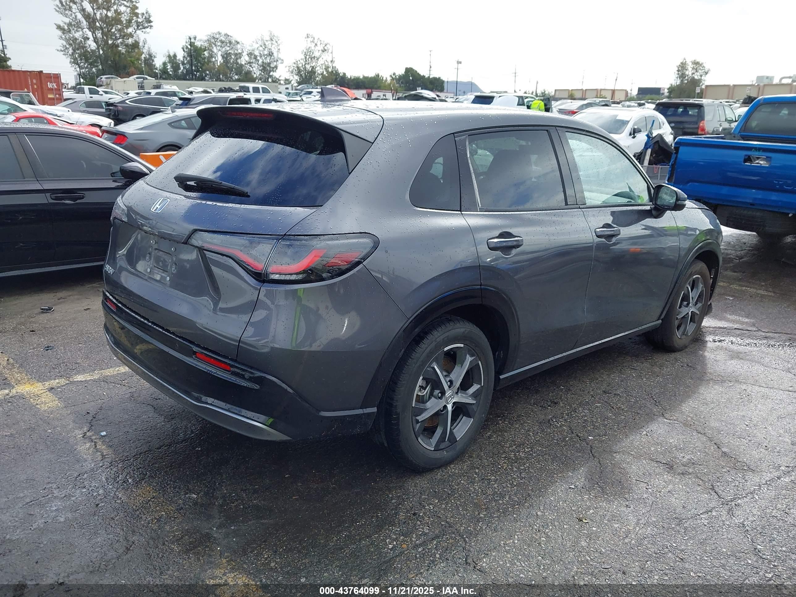 HONDA HR-V image 4