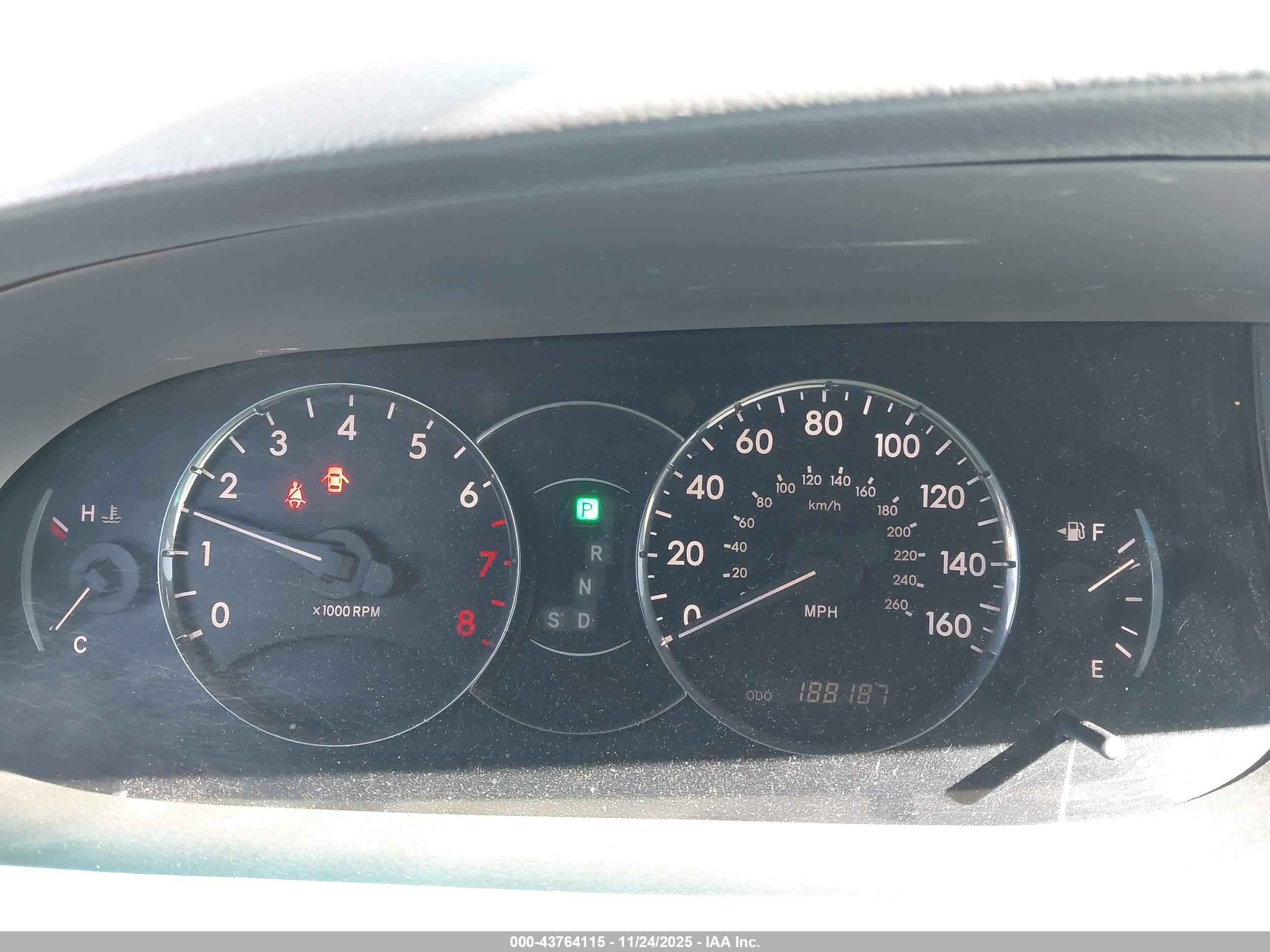 TOYOTA AVALON image 7