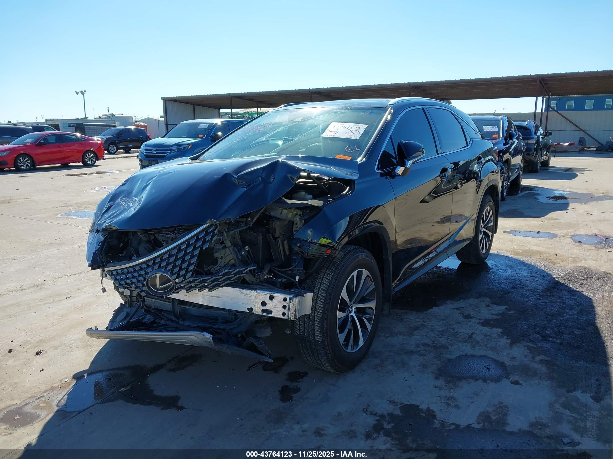 LEXUS RX image 2