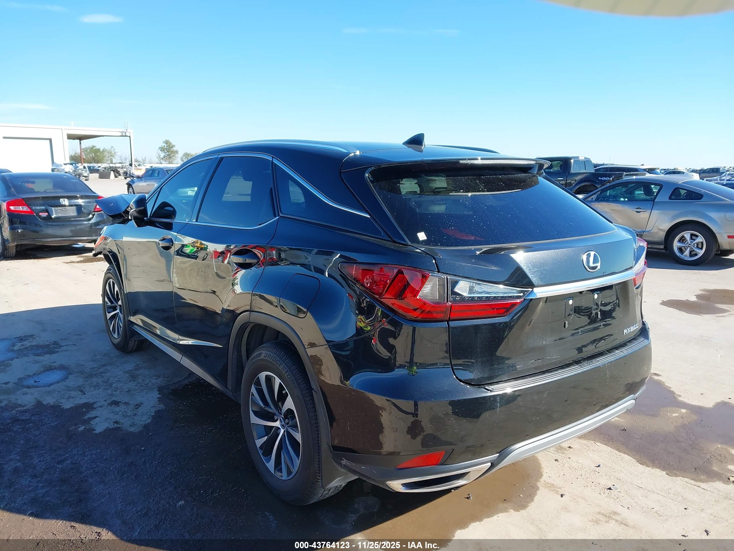 LEXUS RX image 3