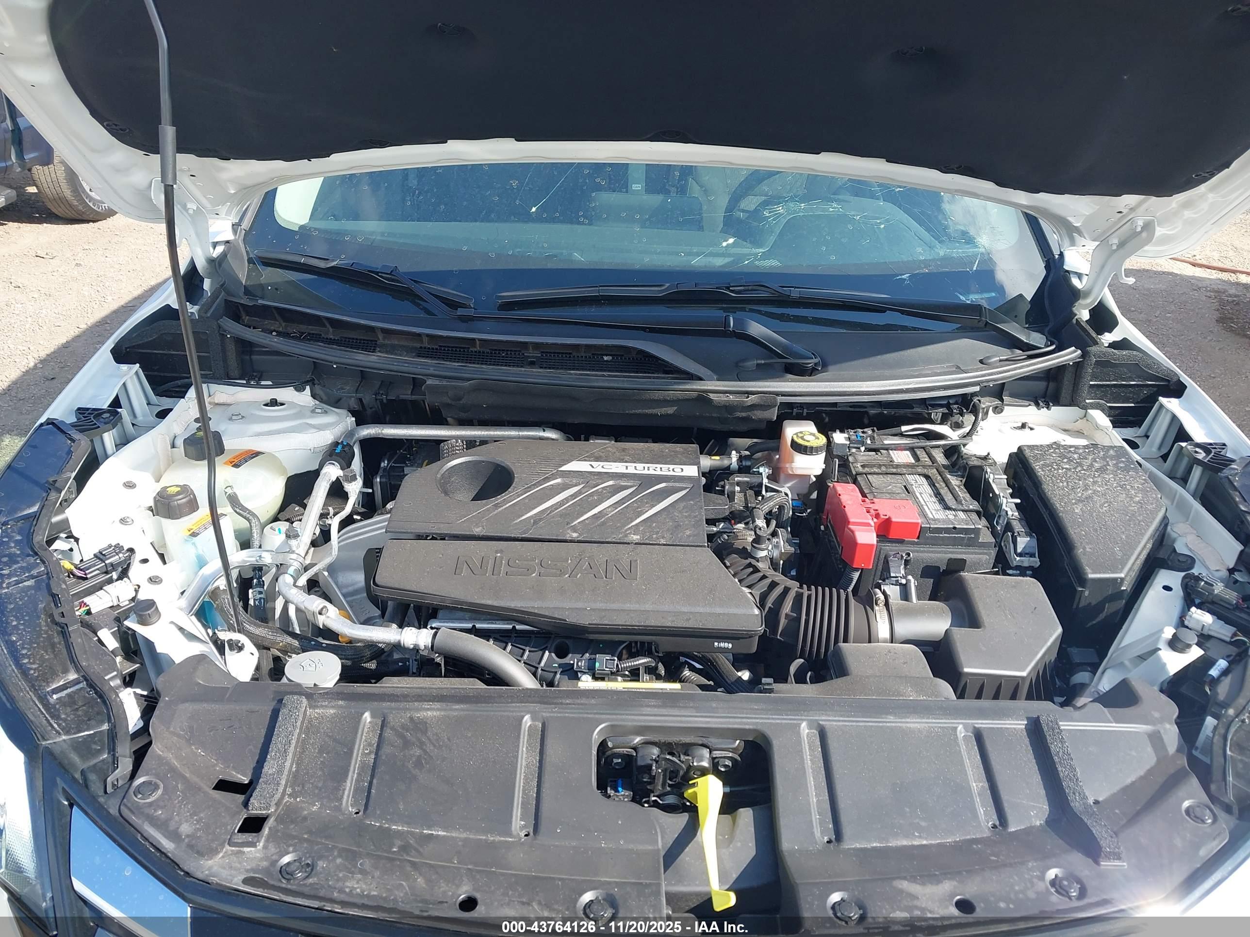 NISSAN ROGUE image 10