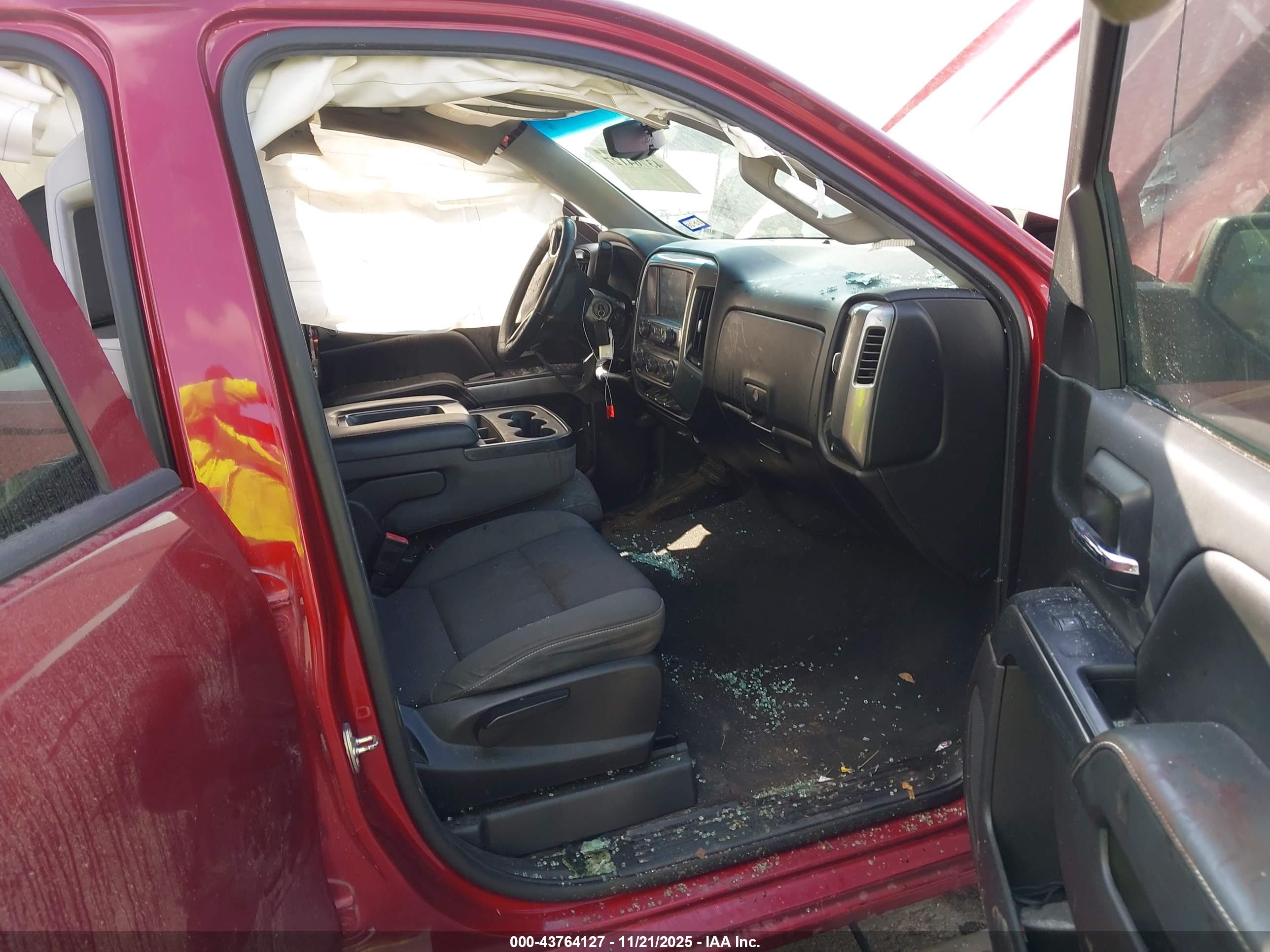 CHEVROLET SILVERADO image 5
