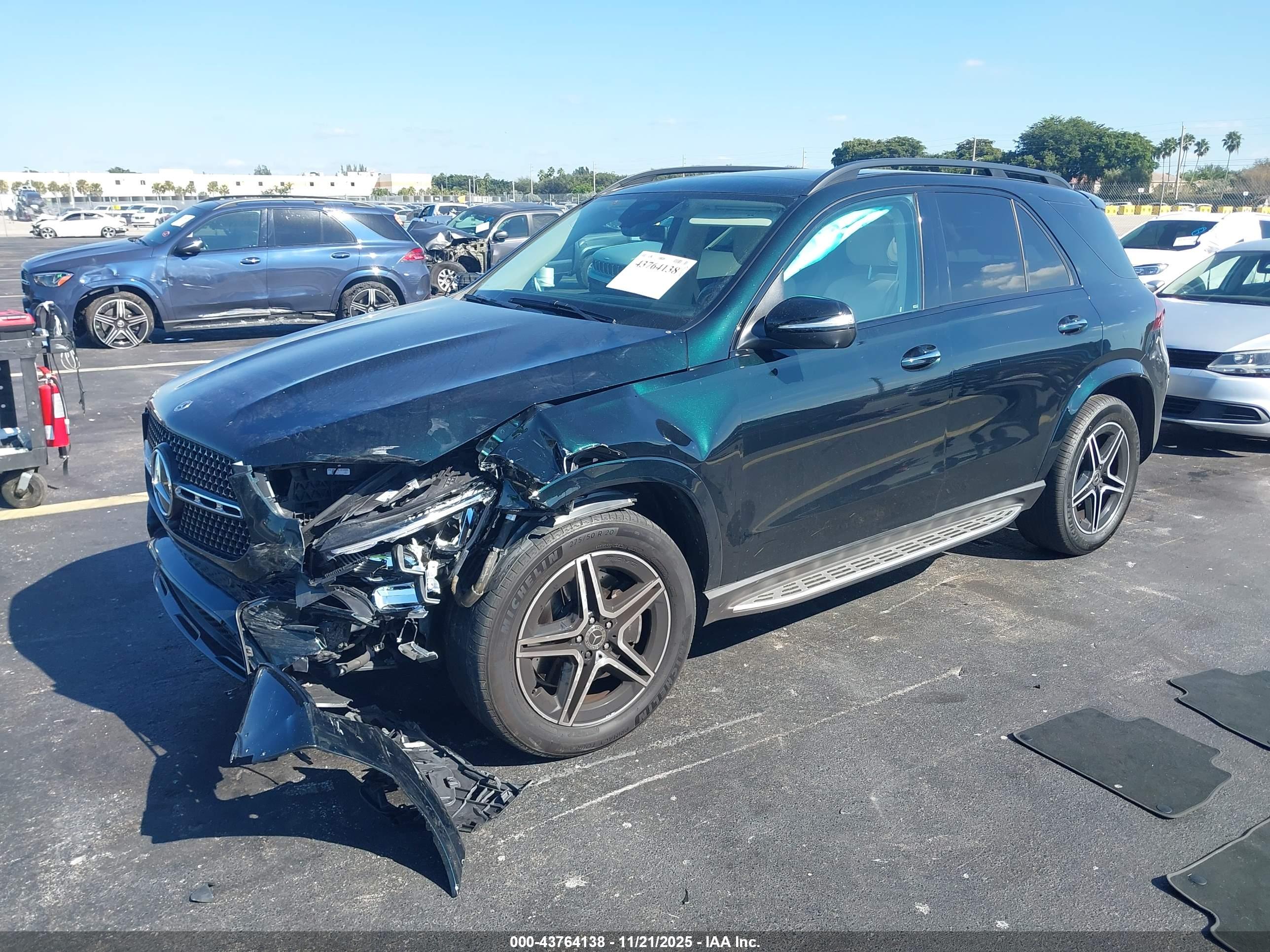 MERCEDES-BENZ GLE image 2
