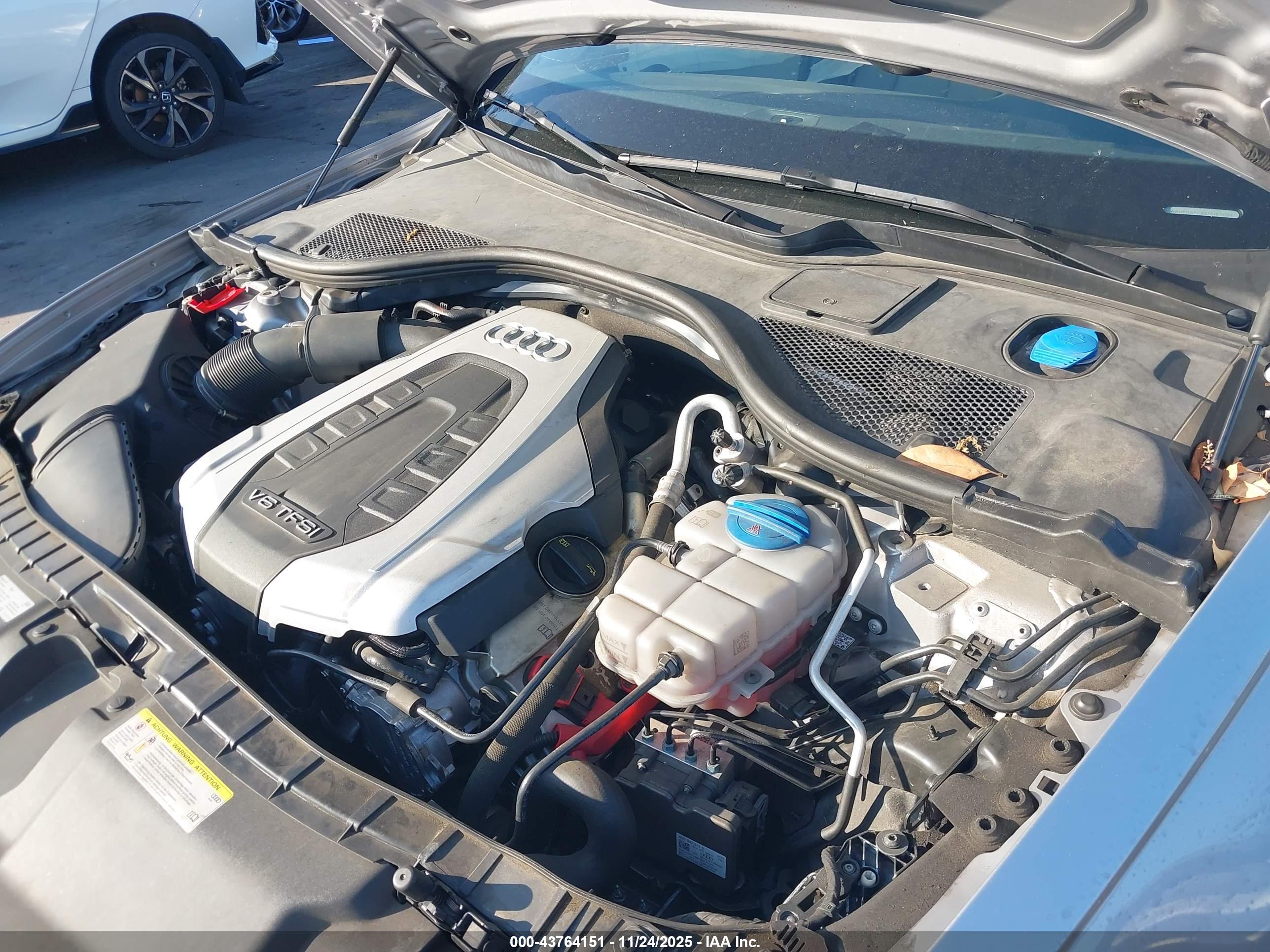 AUDI A6 image 10