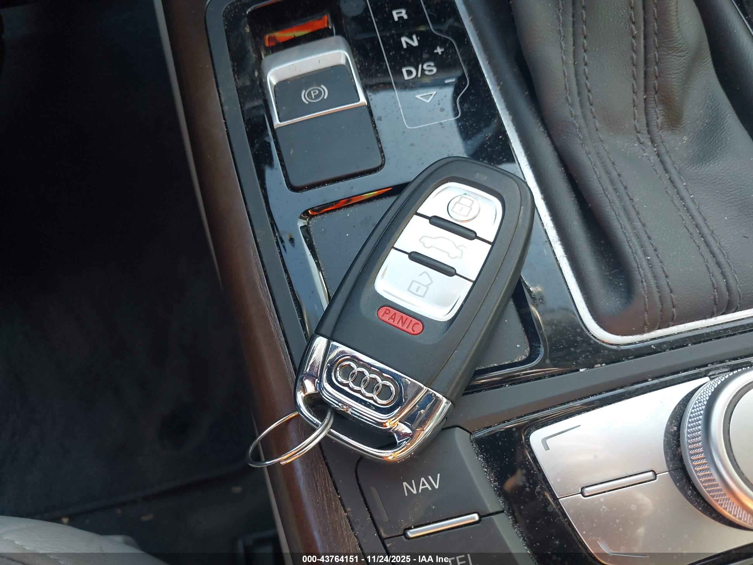 AUDI A6 image 11