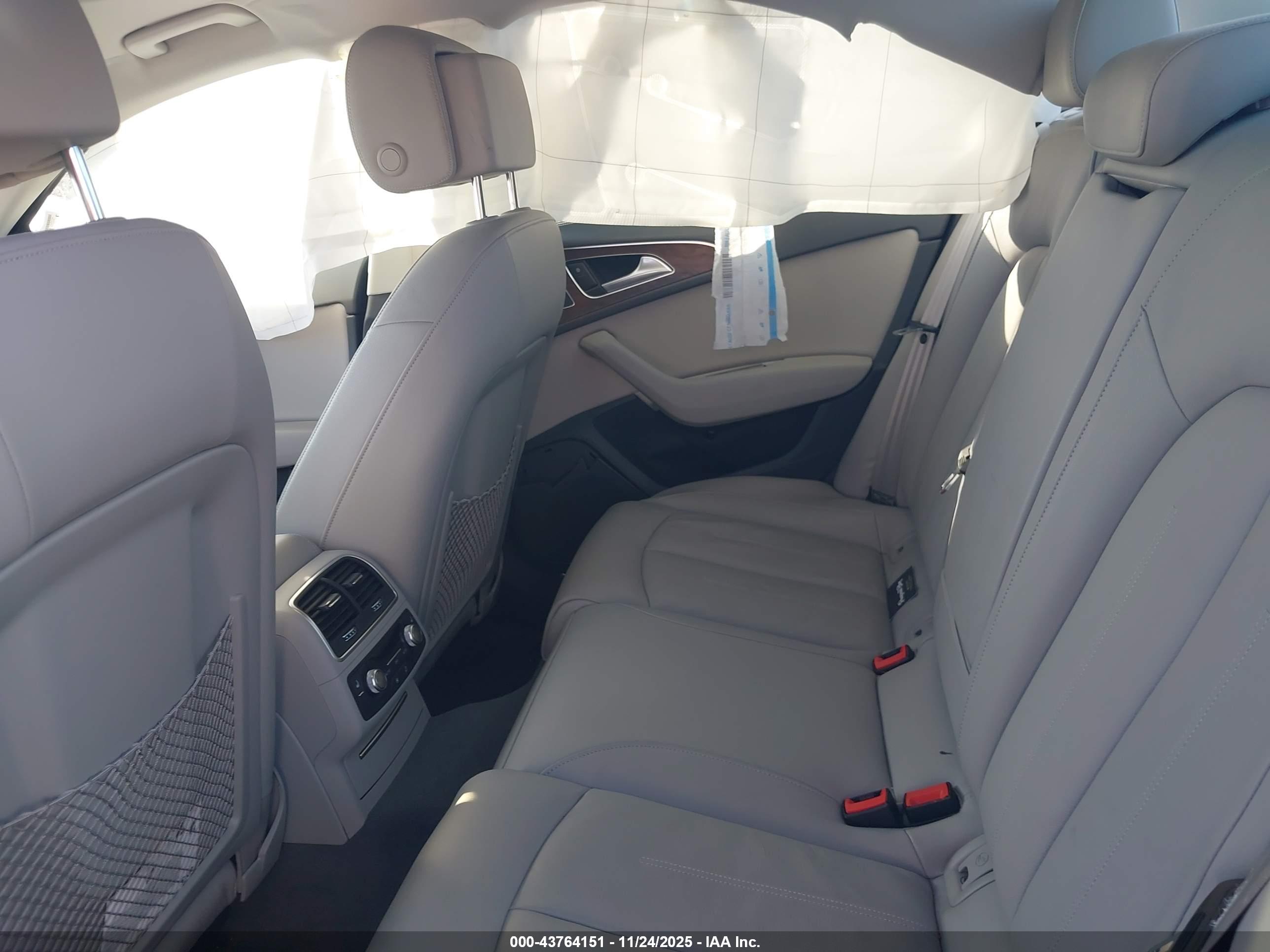 AUDI A6 image 8