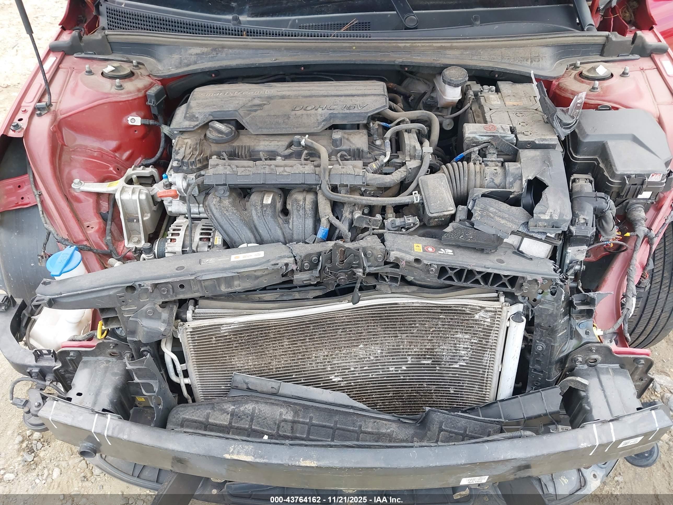 HYUNDAI ELANTRA image 10