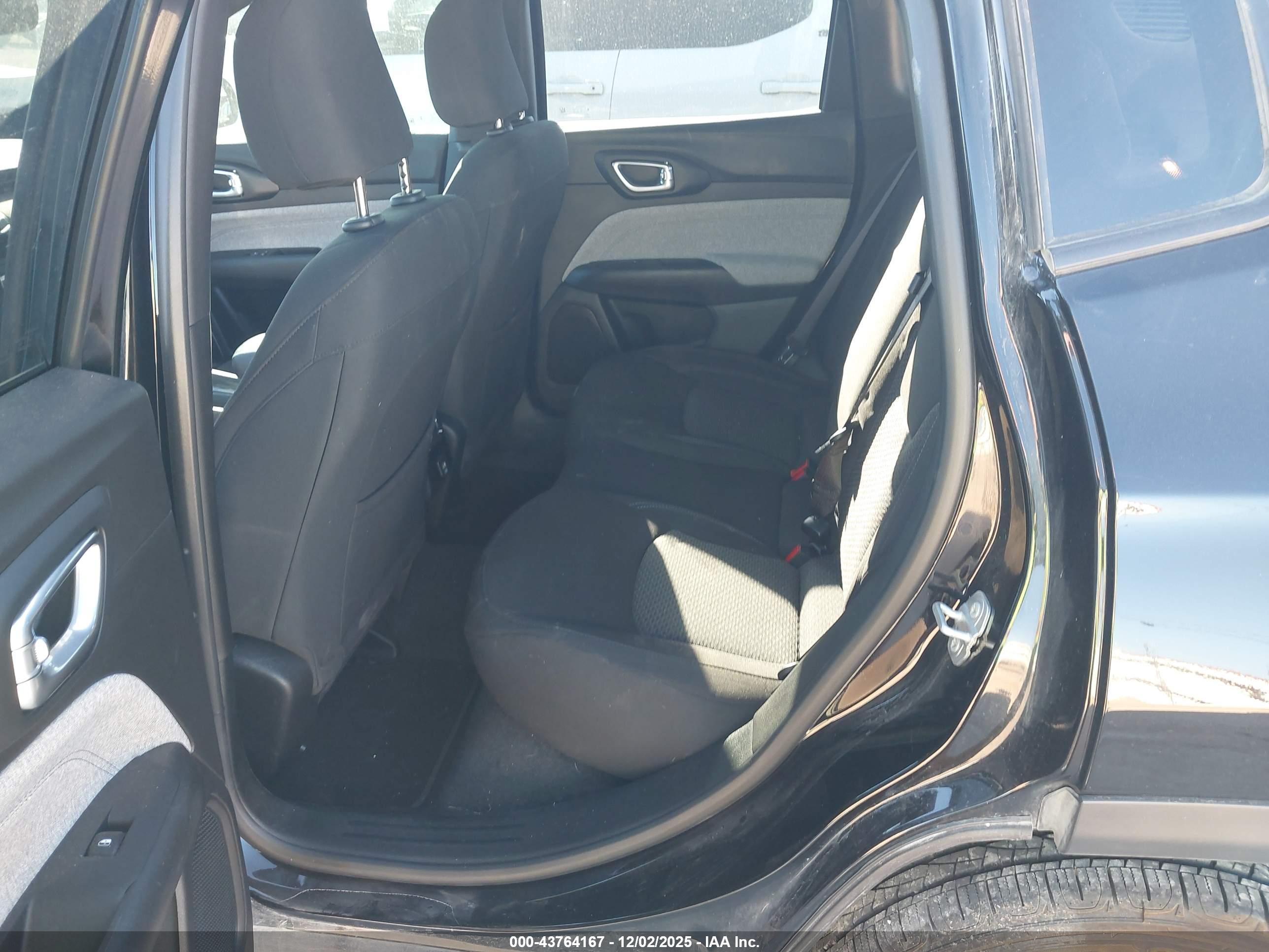 JEEP COMPASS image 8