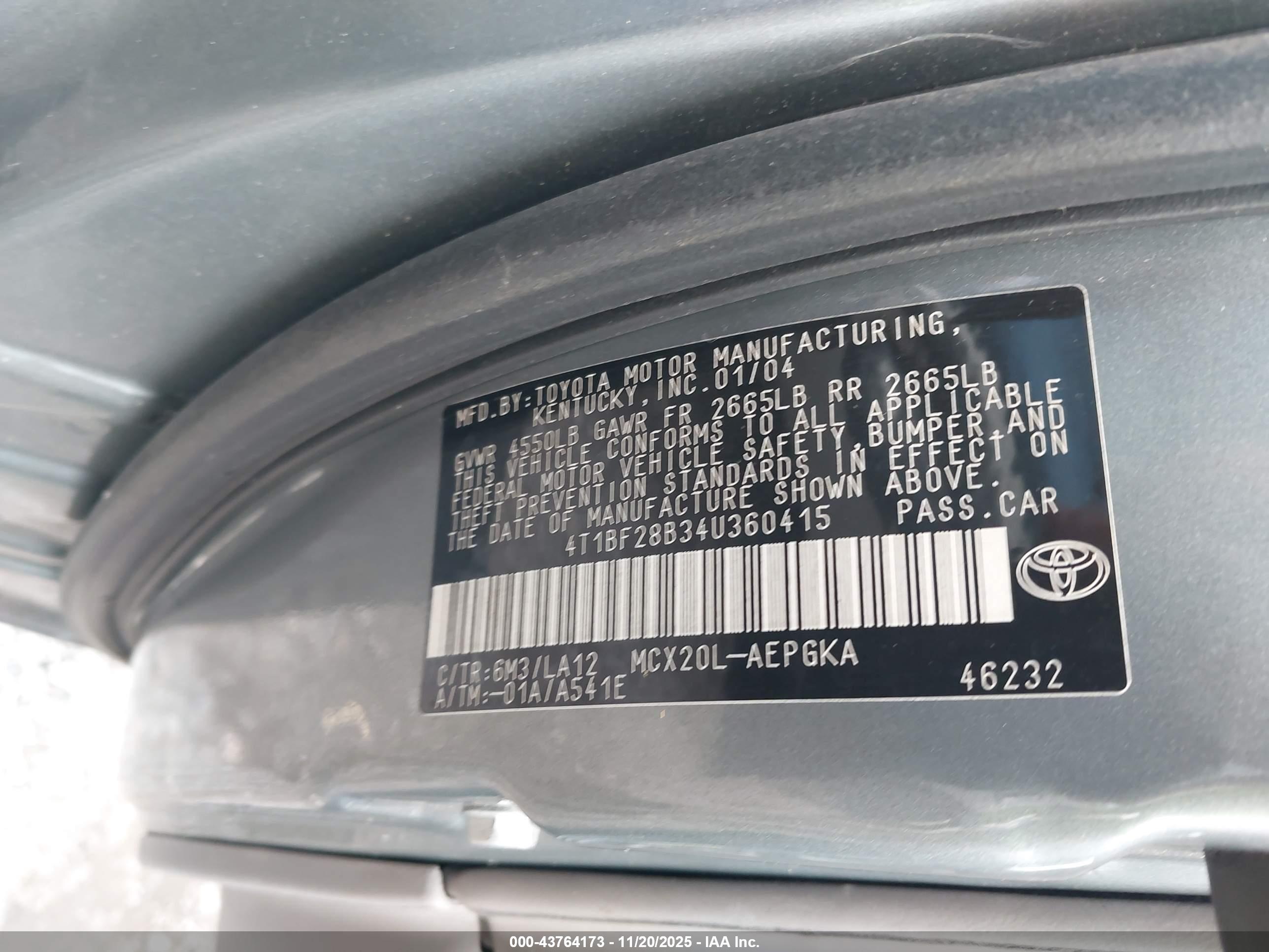 TOYOTA AVALON image 9