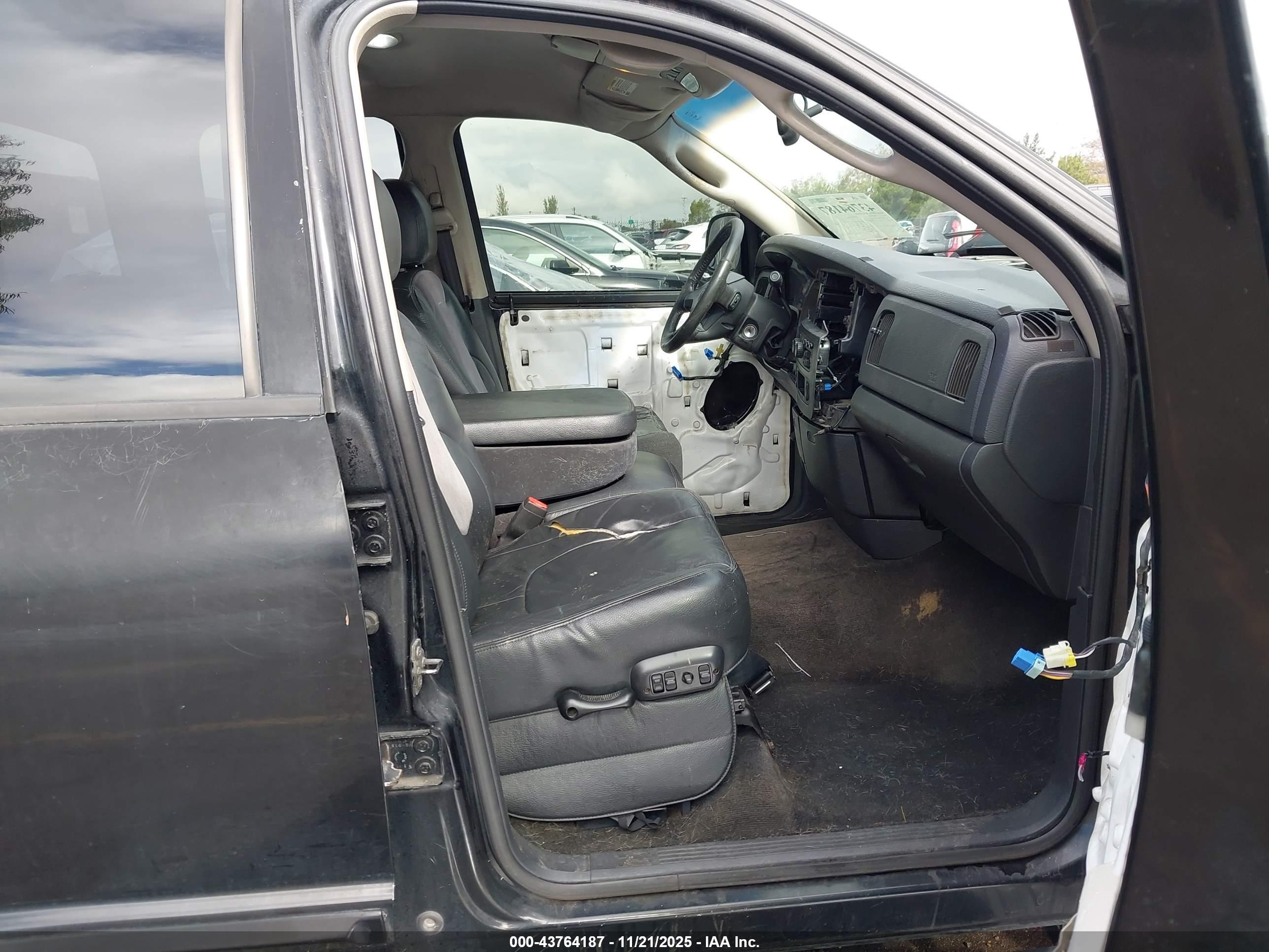 DODGE RAM image 5