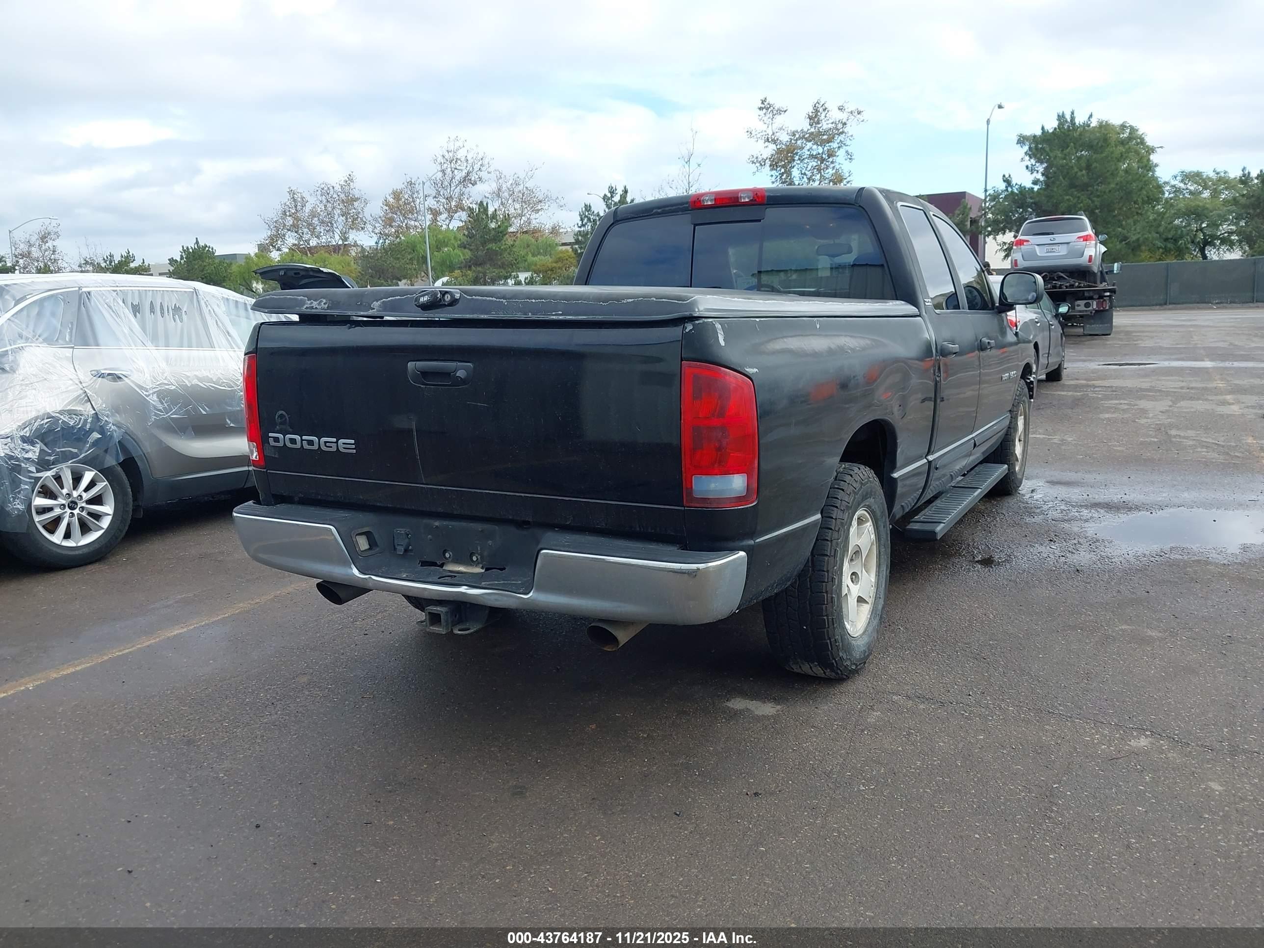 DODGE RAM image 6