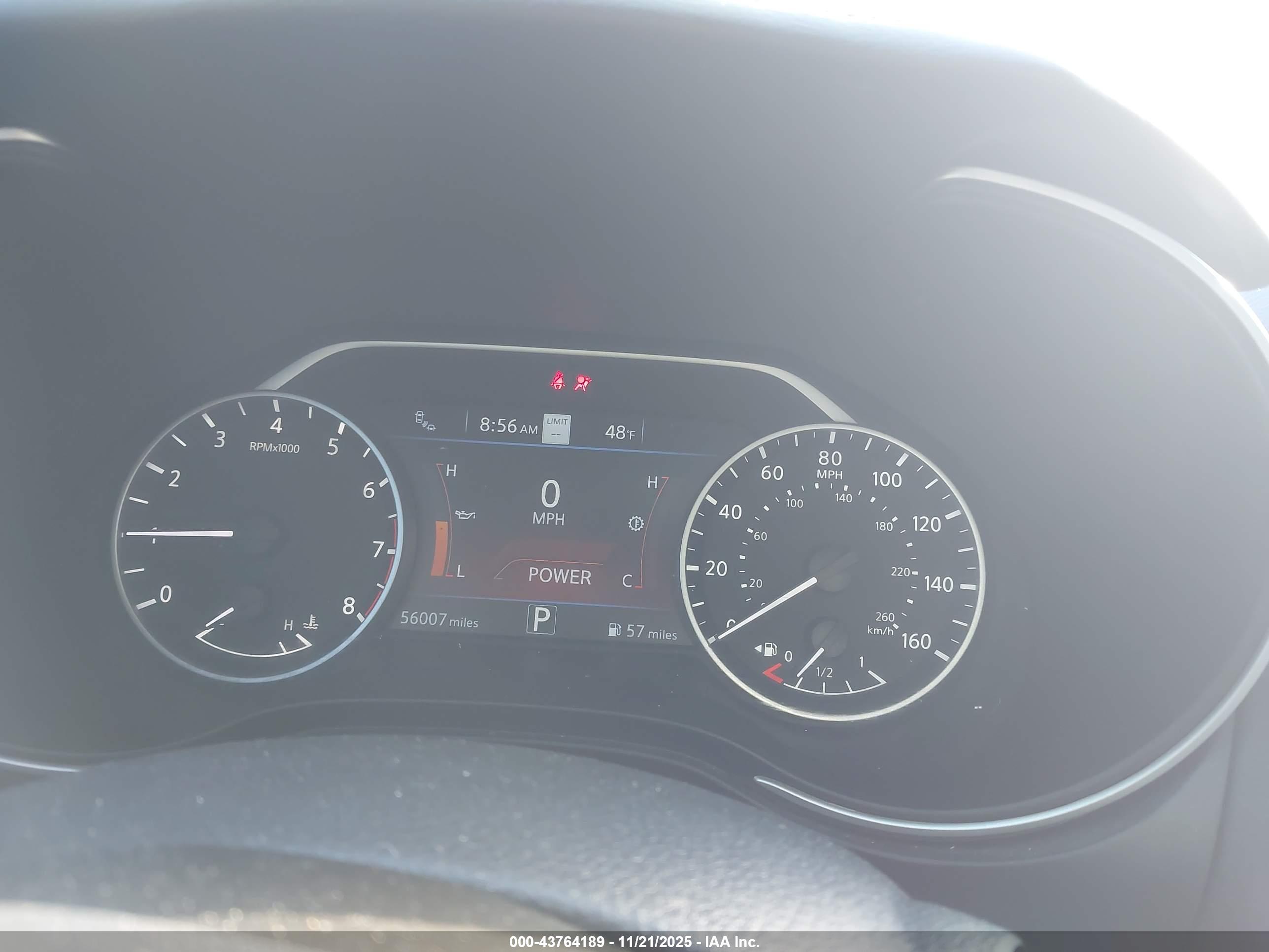 NISSAN MAXIMA image 7