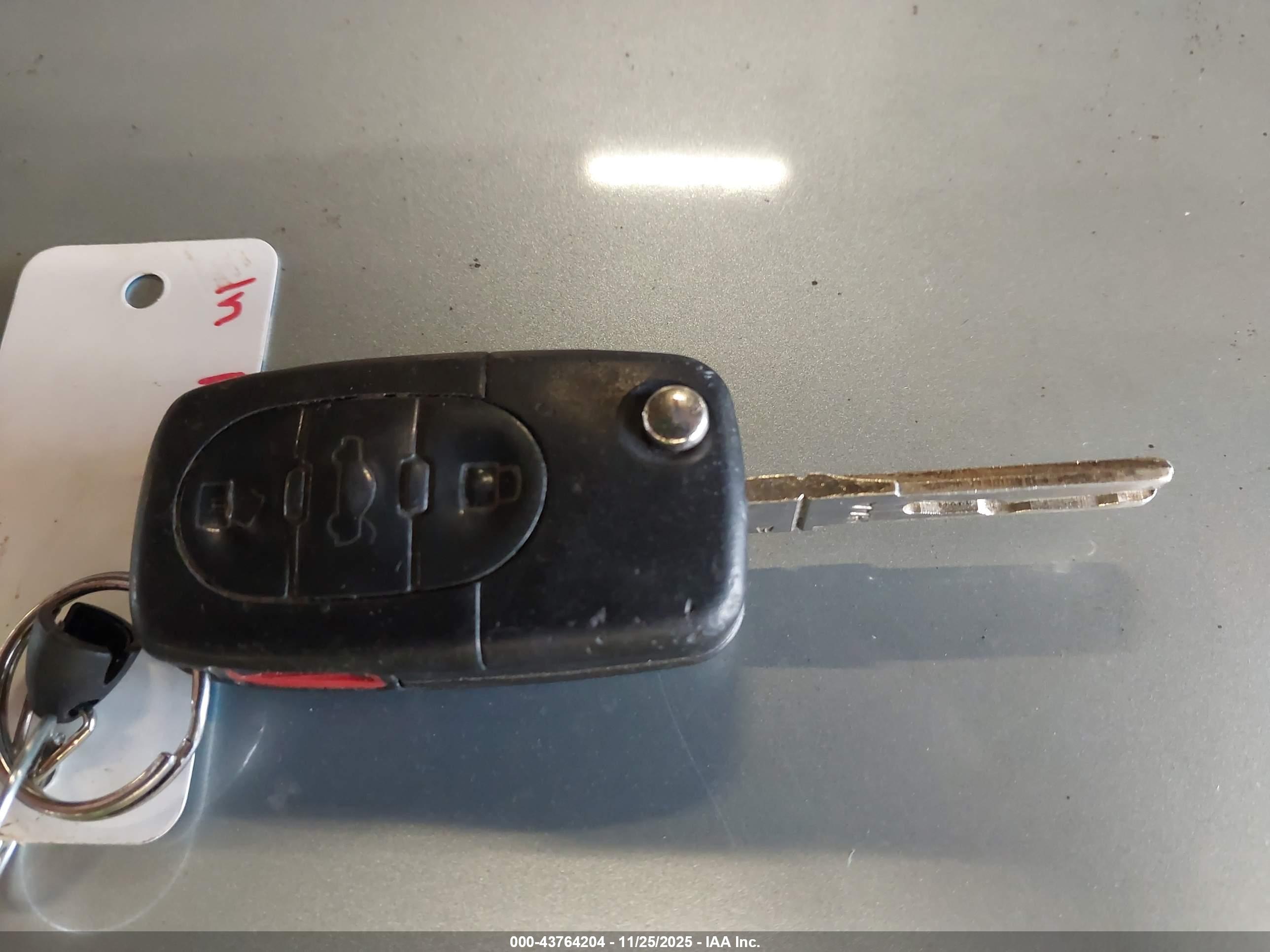 AUDI A4 image 11