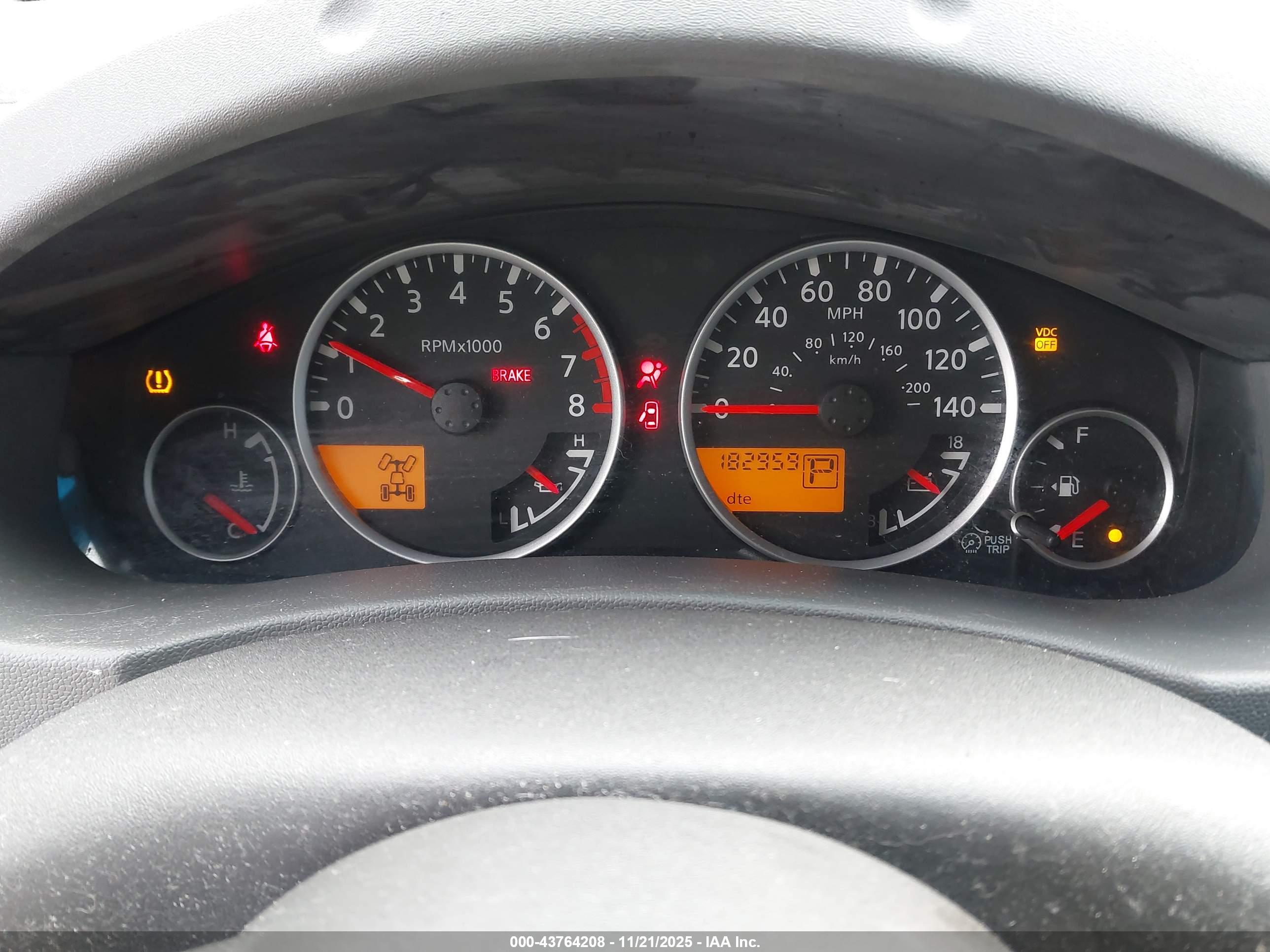 NISSAN XTERRA image 7