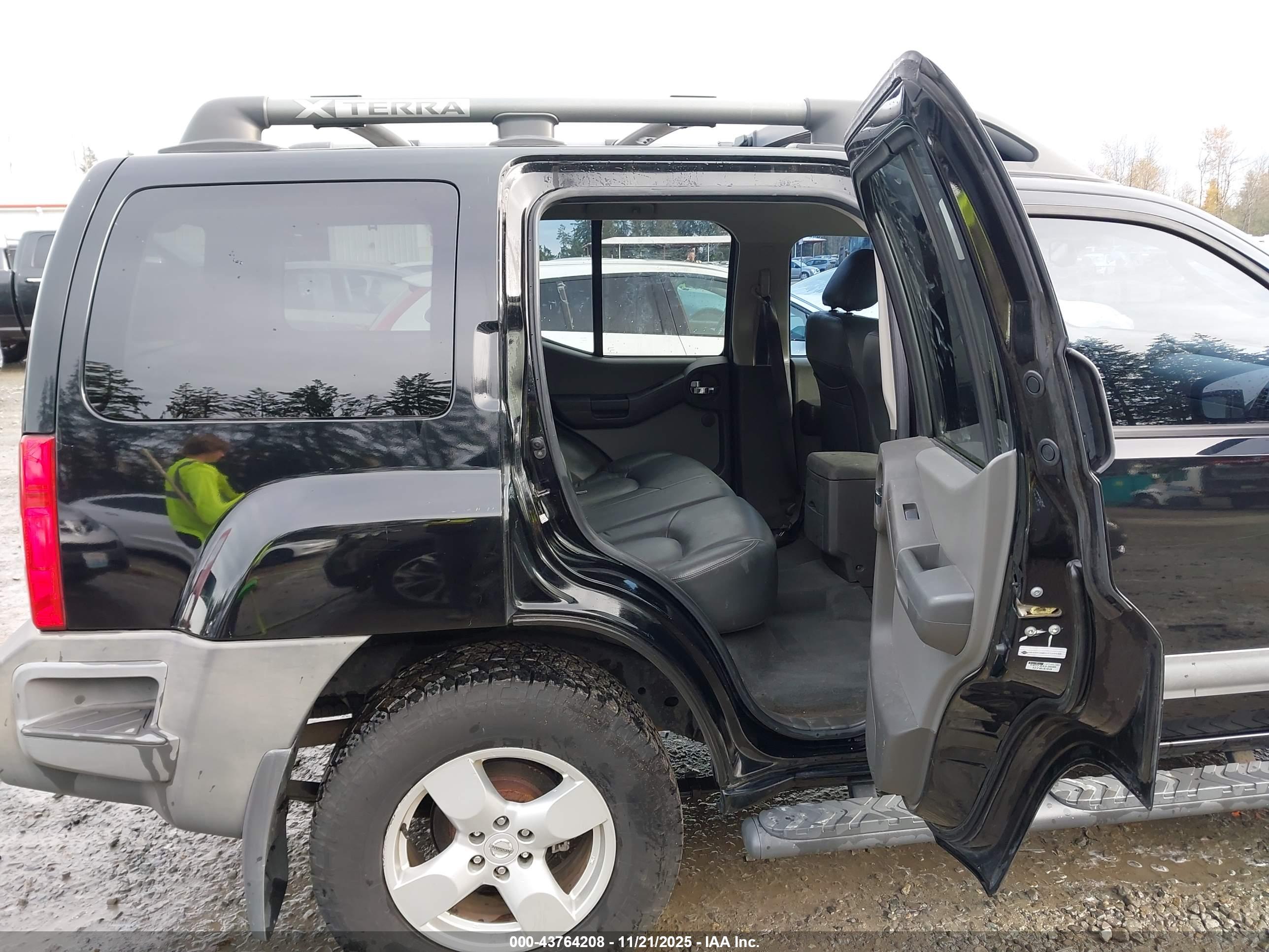 NISSAN XTERRA image 8