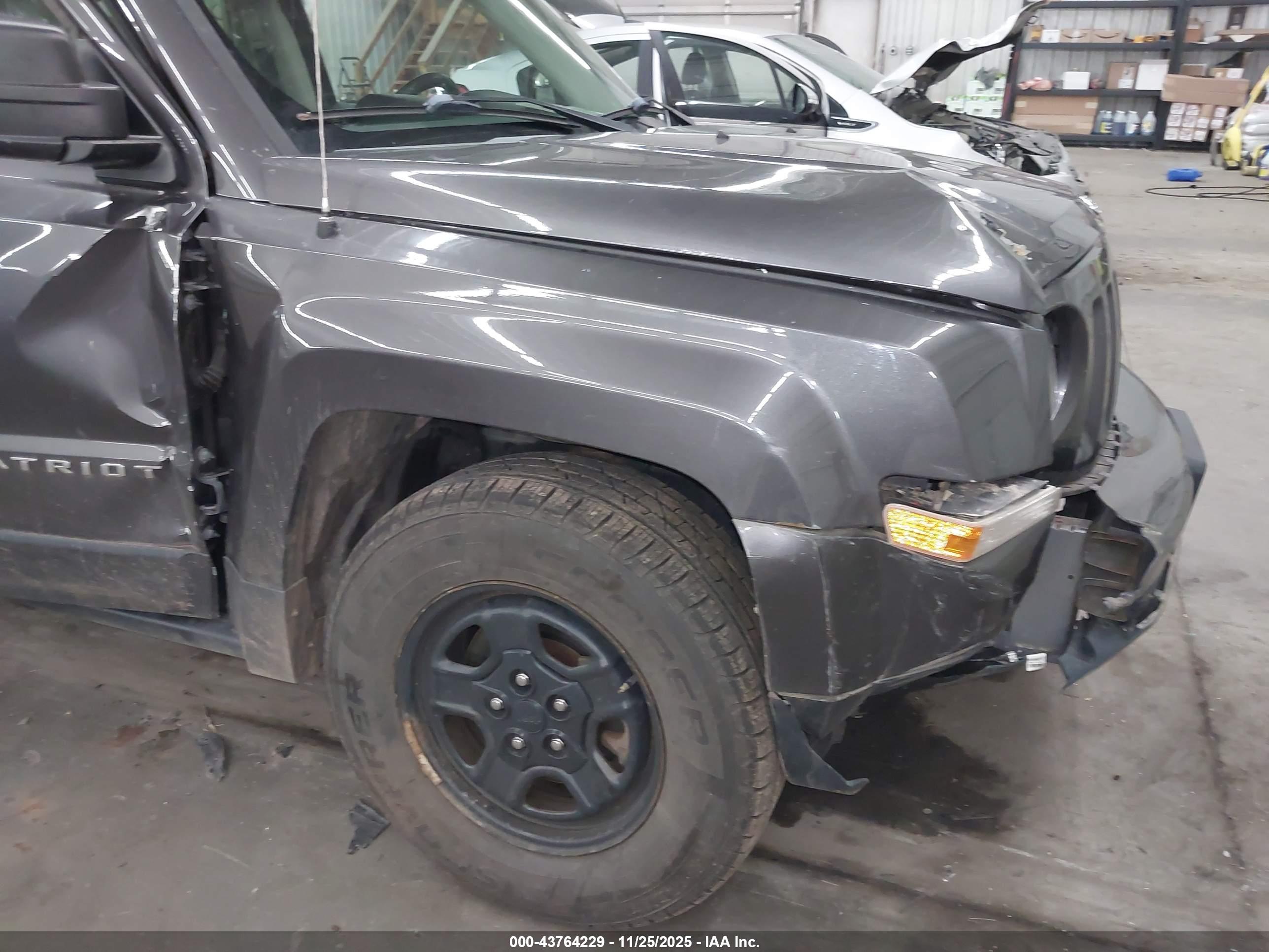 JEEP PATRIOT image 6