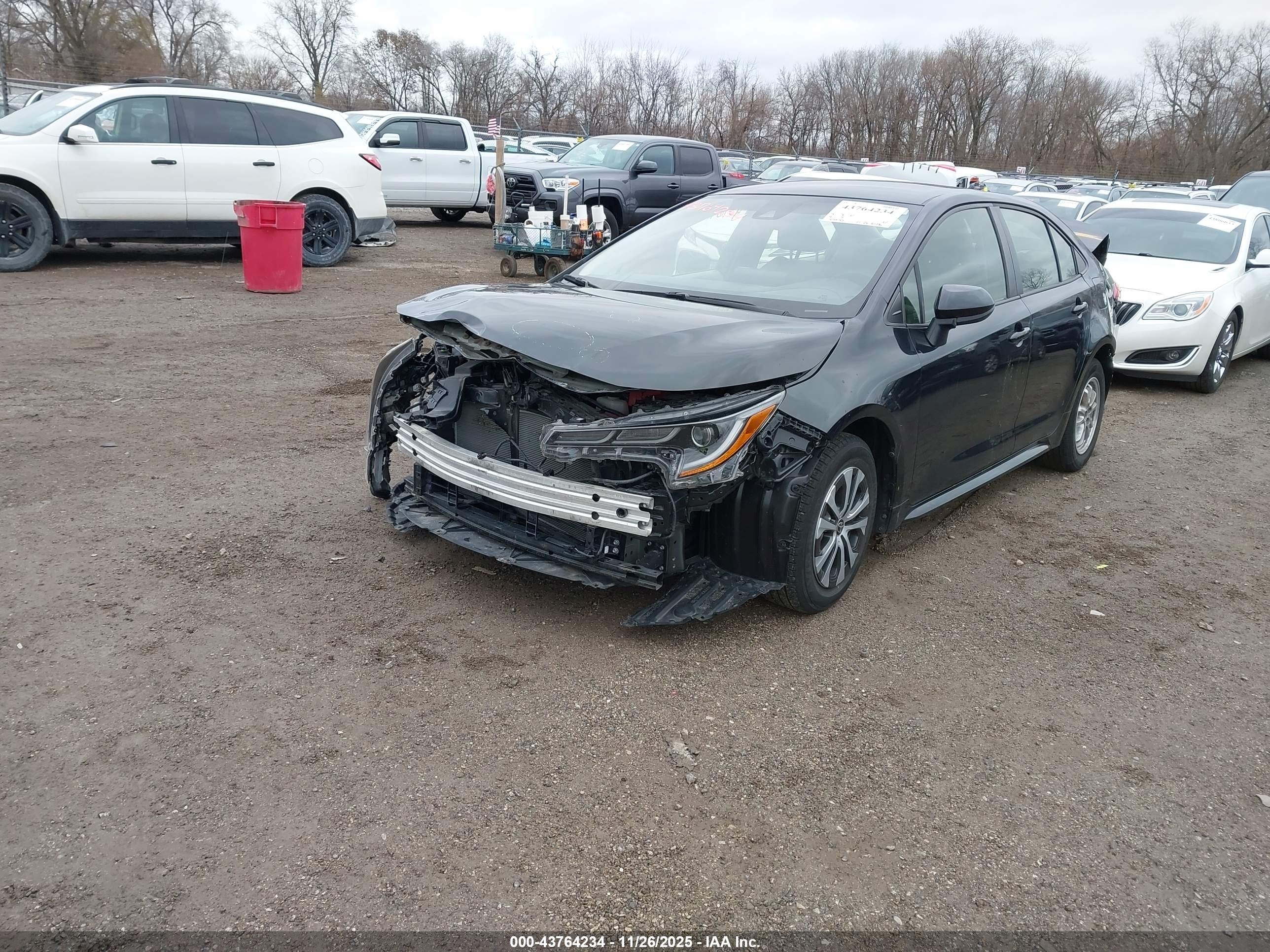 TOYOTA COROLLA image 2