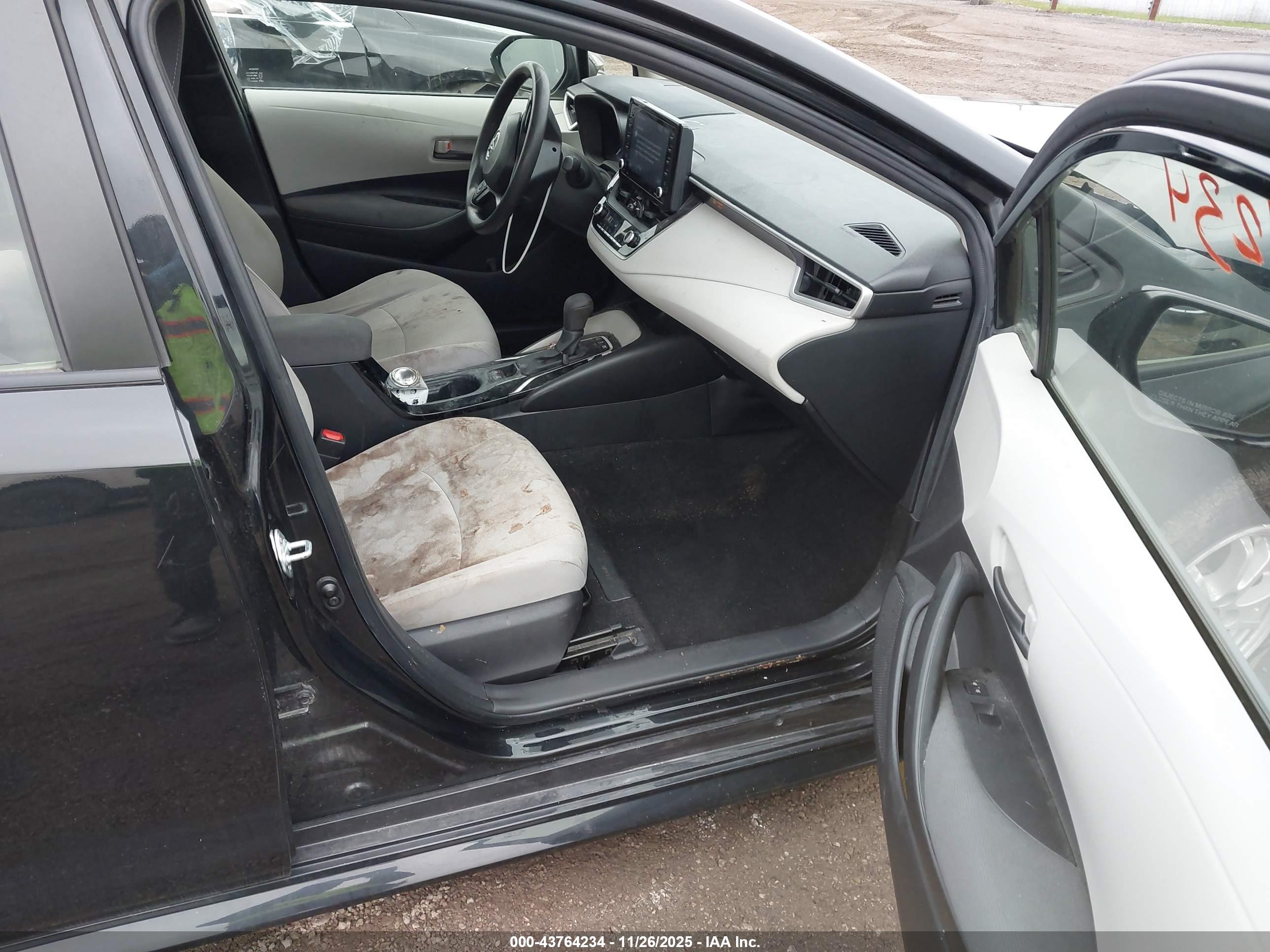 TOYOTA COROLLA image 5