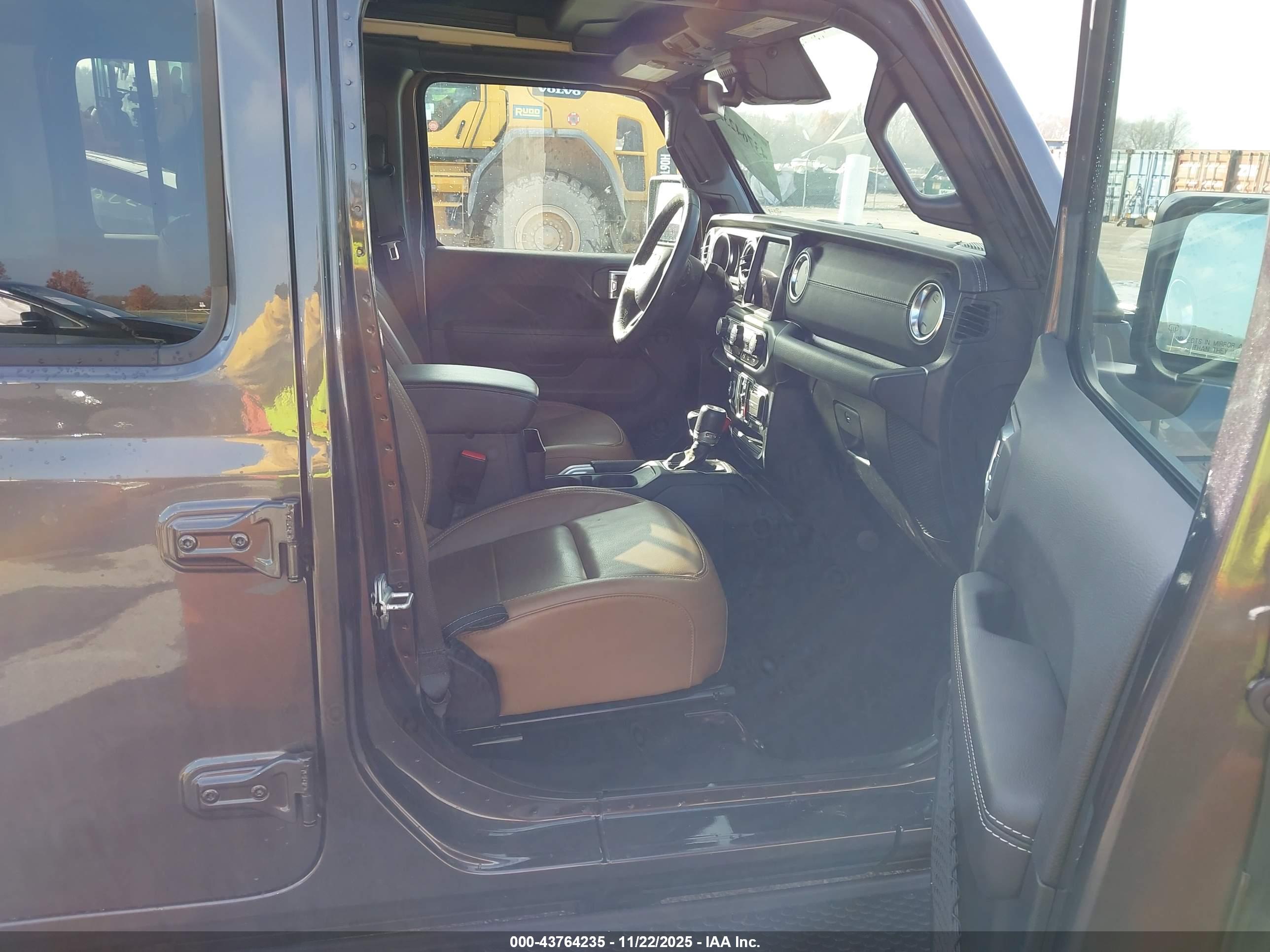 JEEP WRANGLER image 5