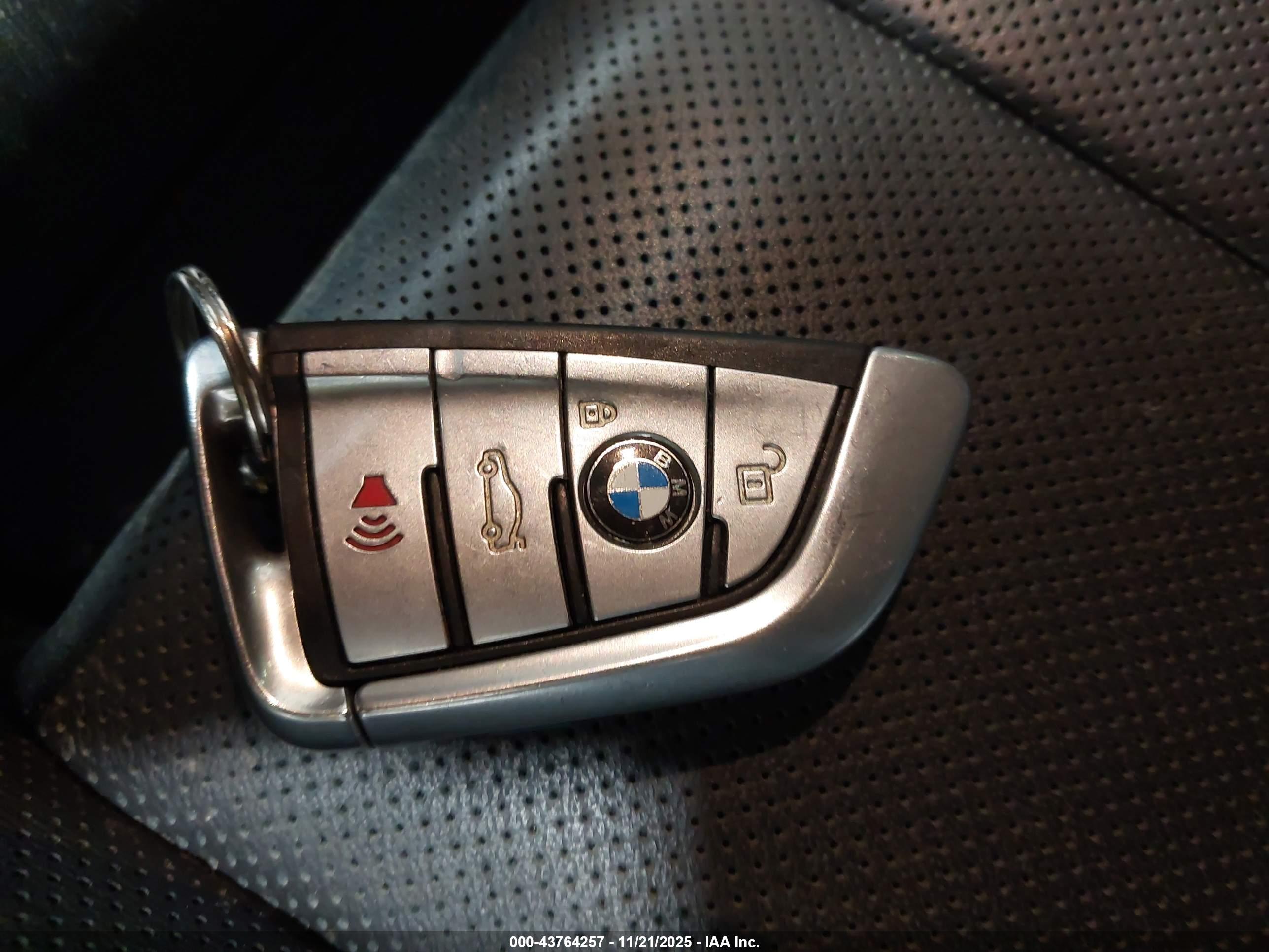 BMW M5 image 11