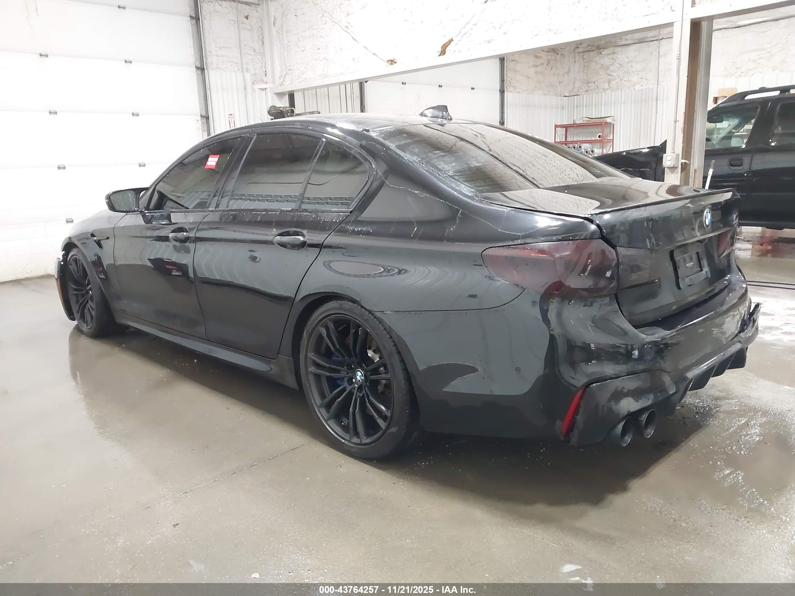 BMW M5 image 3