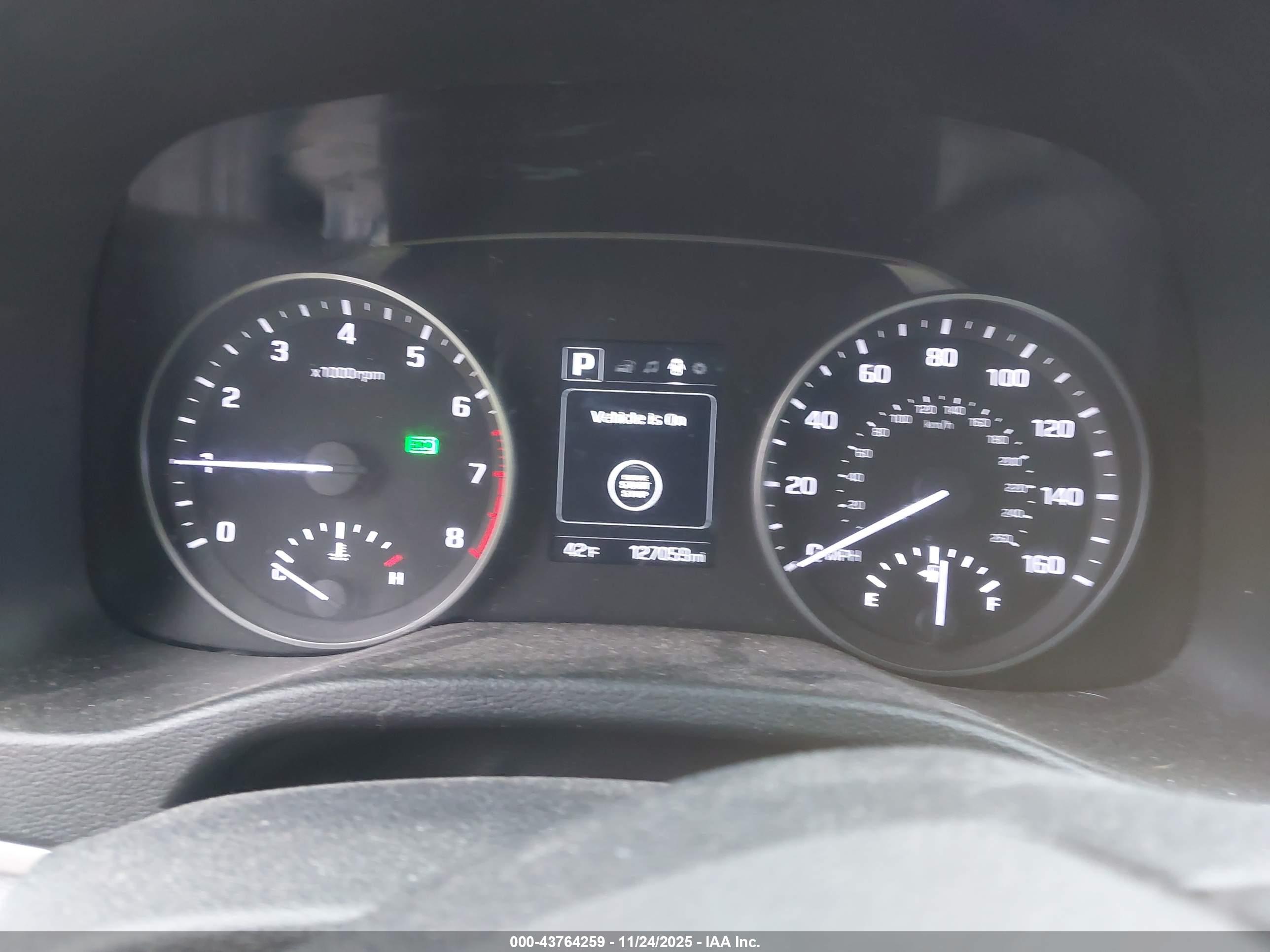HYUNDAI ELANTRA image 7