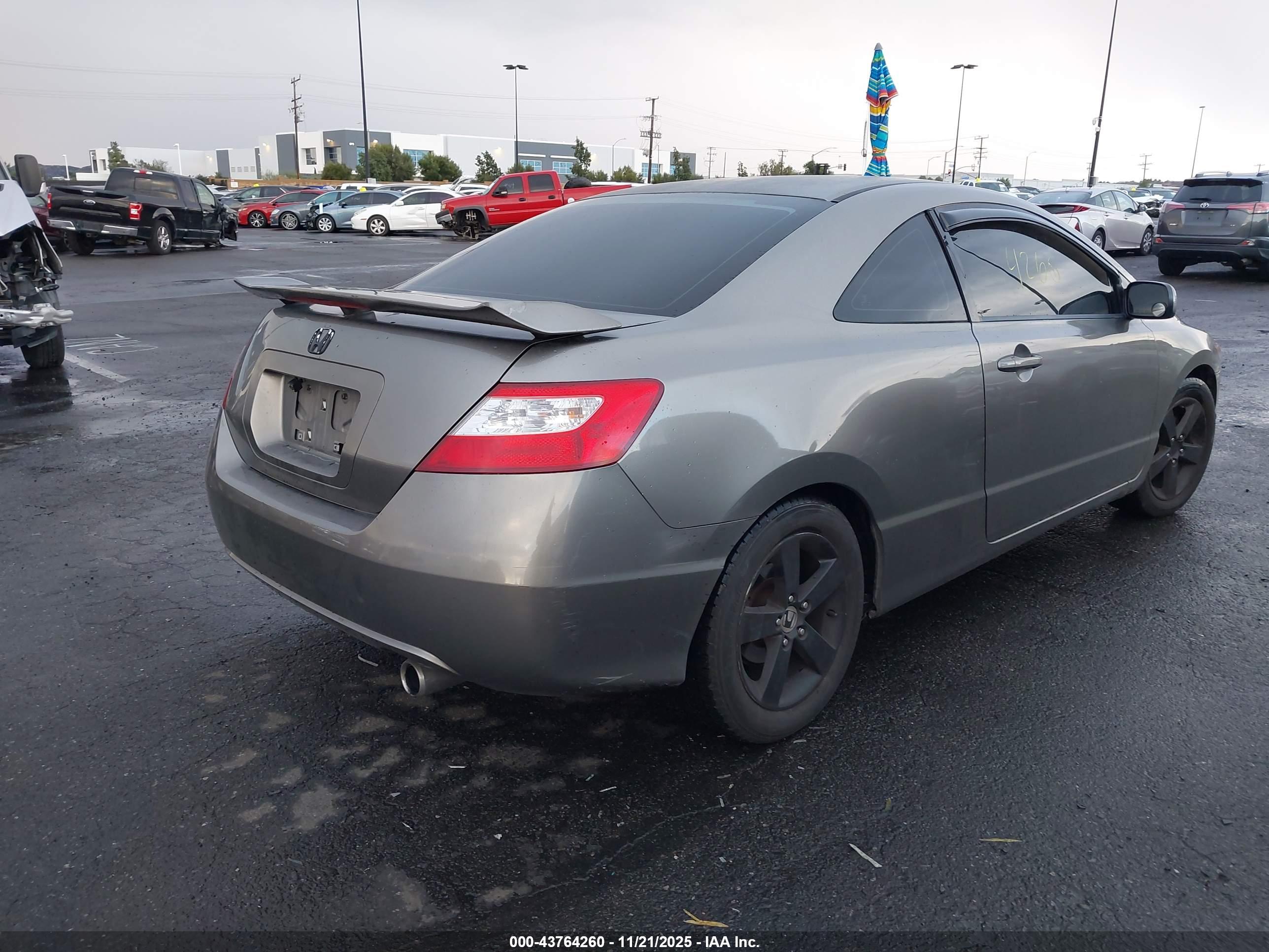 HONDA CIVIC image 4