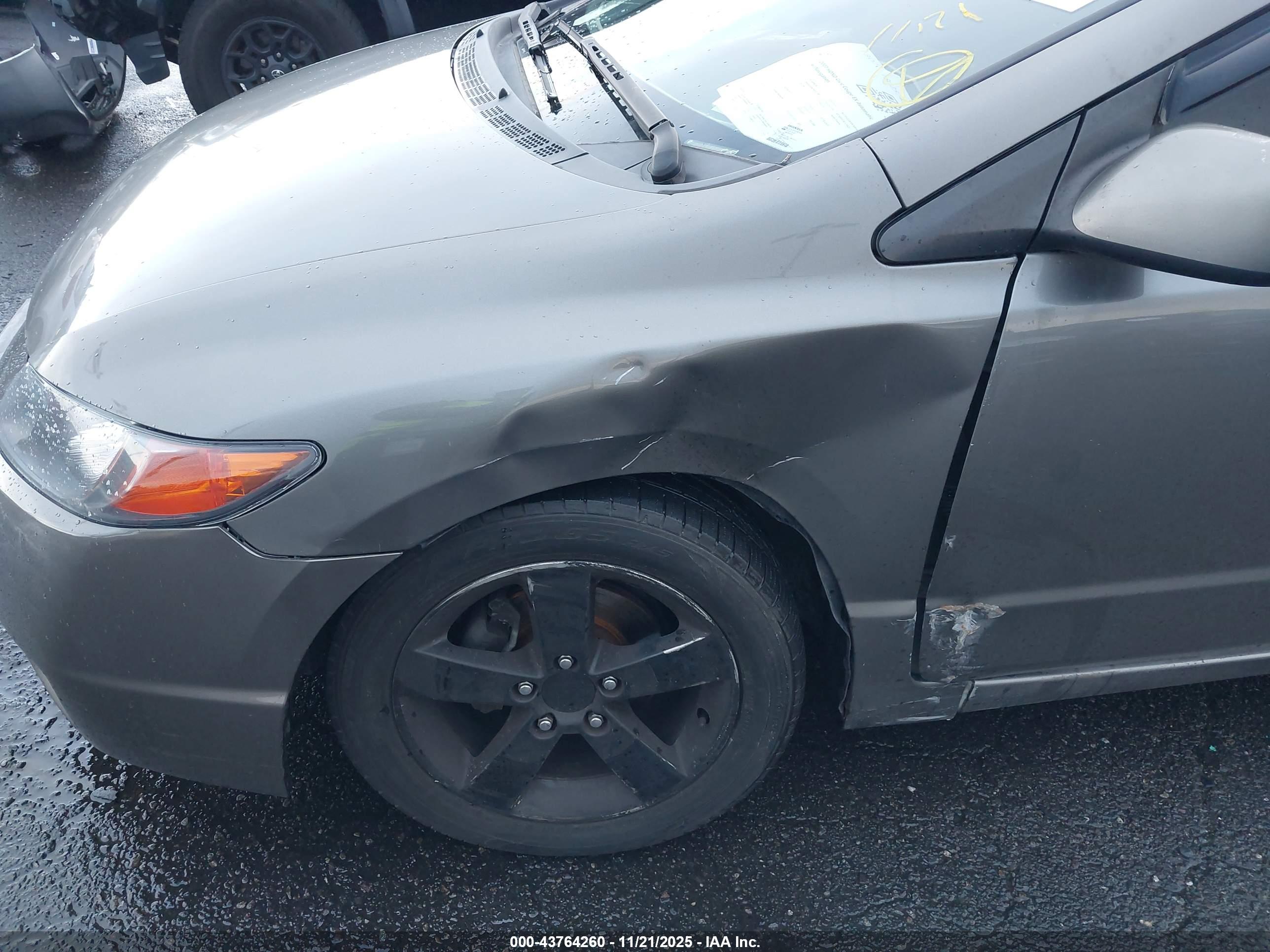 HONDA CIVIC image 6