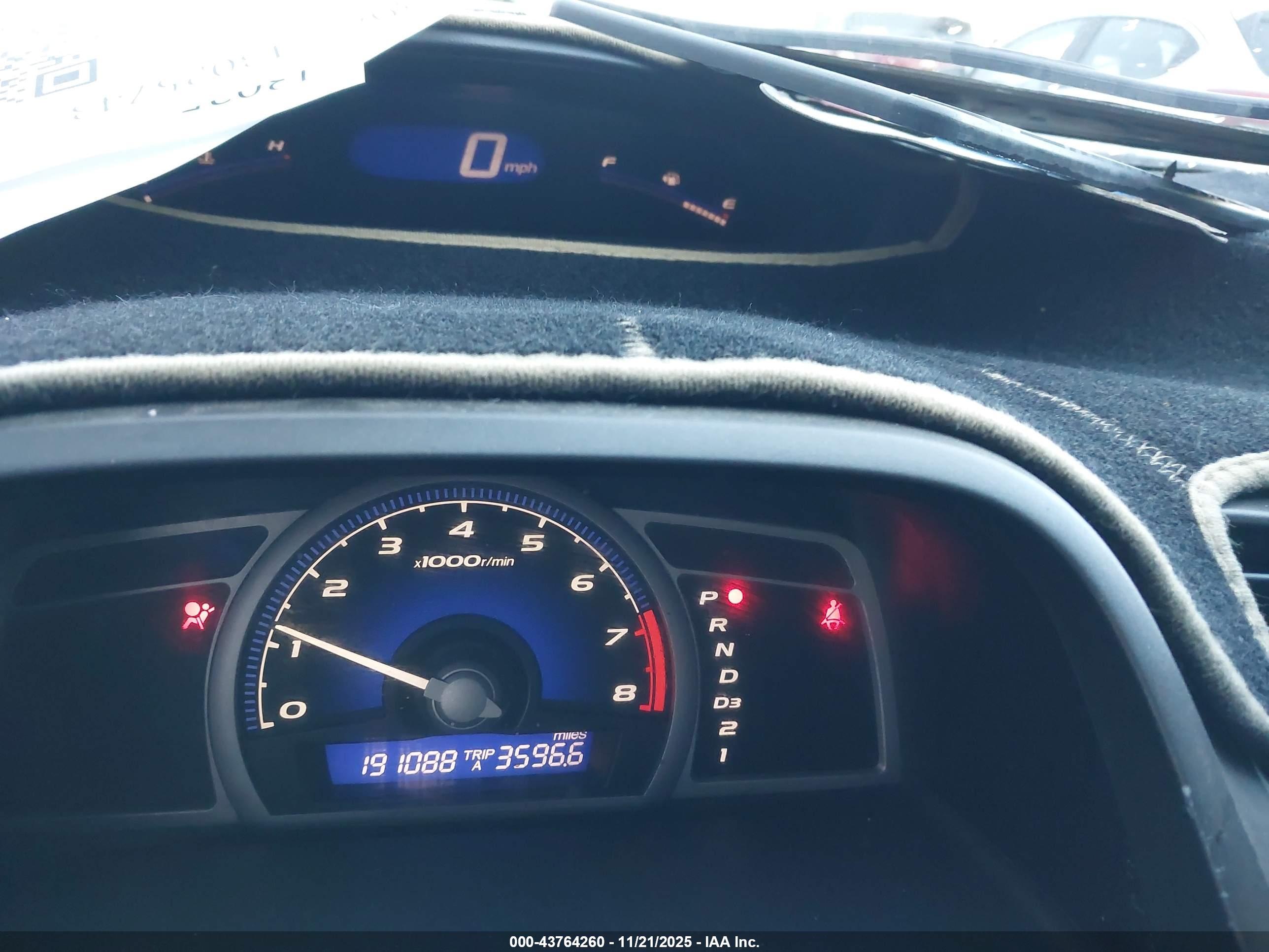 HONDA CIVIC image 7