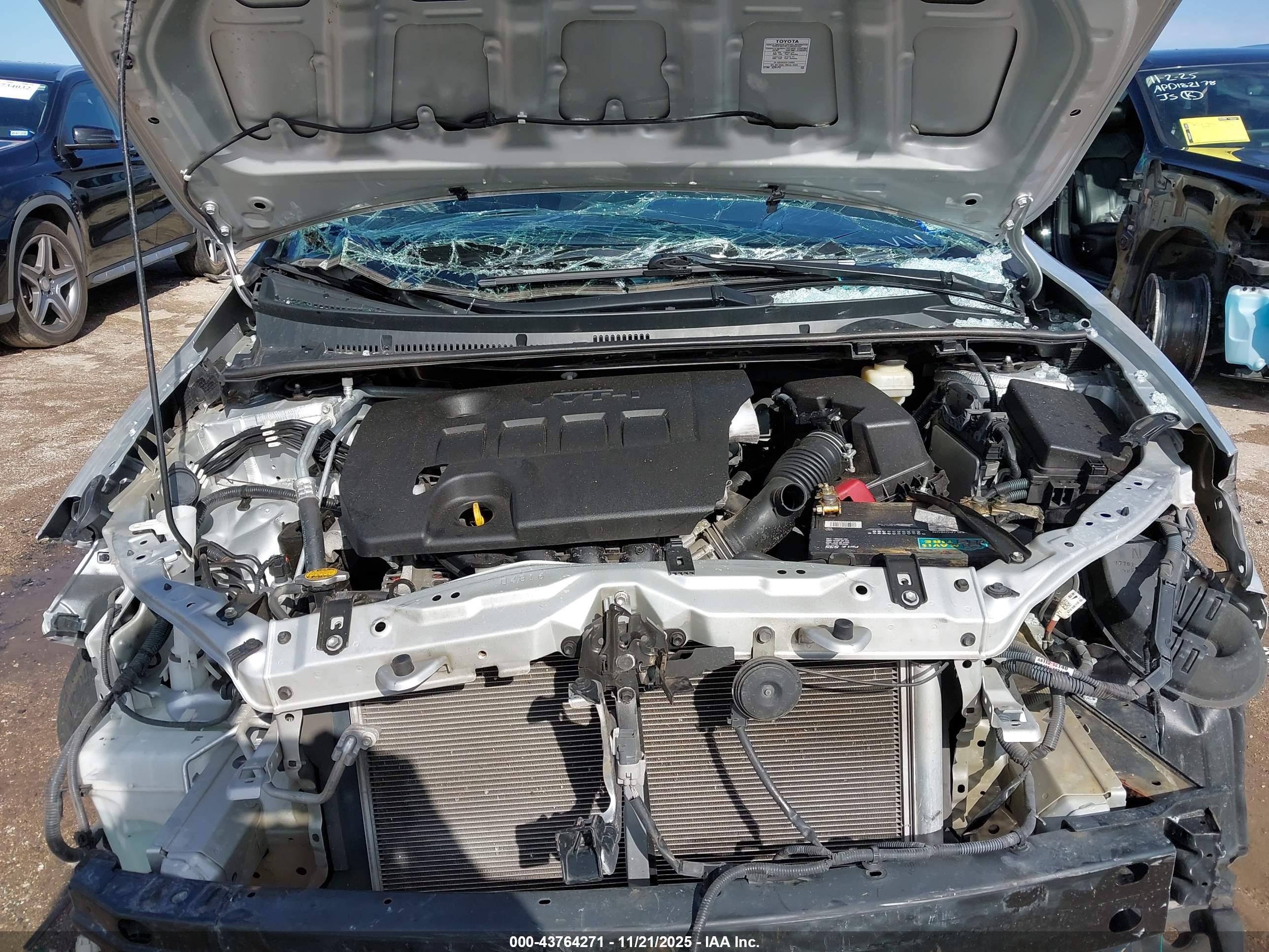 TOYOTA COROLLA image 10