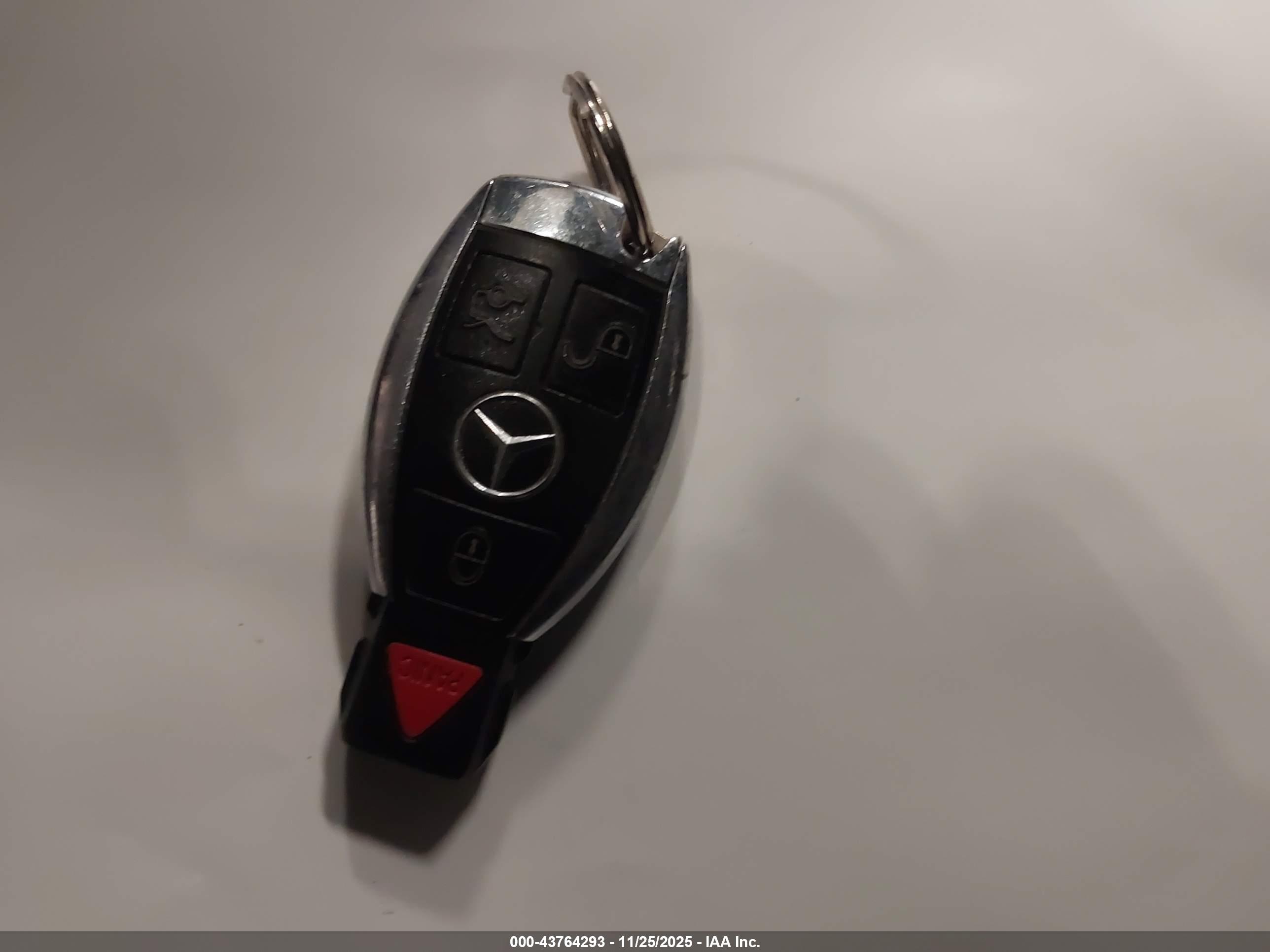 MERCEDES-BENZ C image 11
