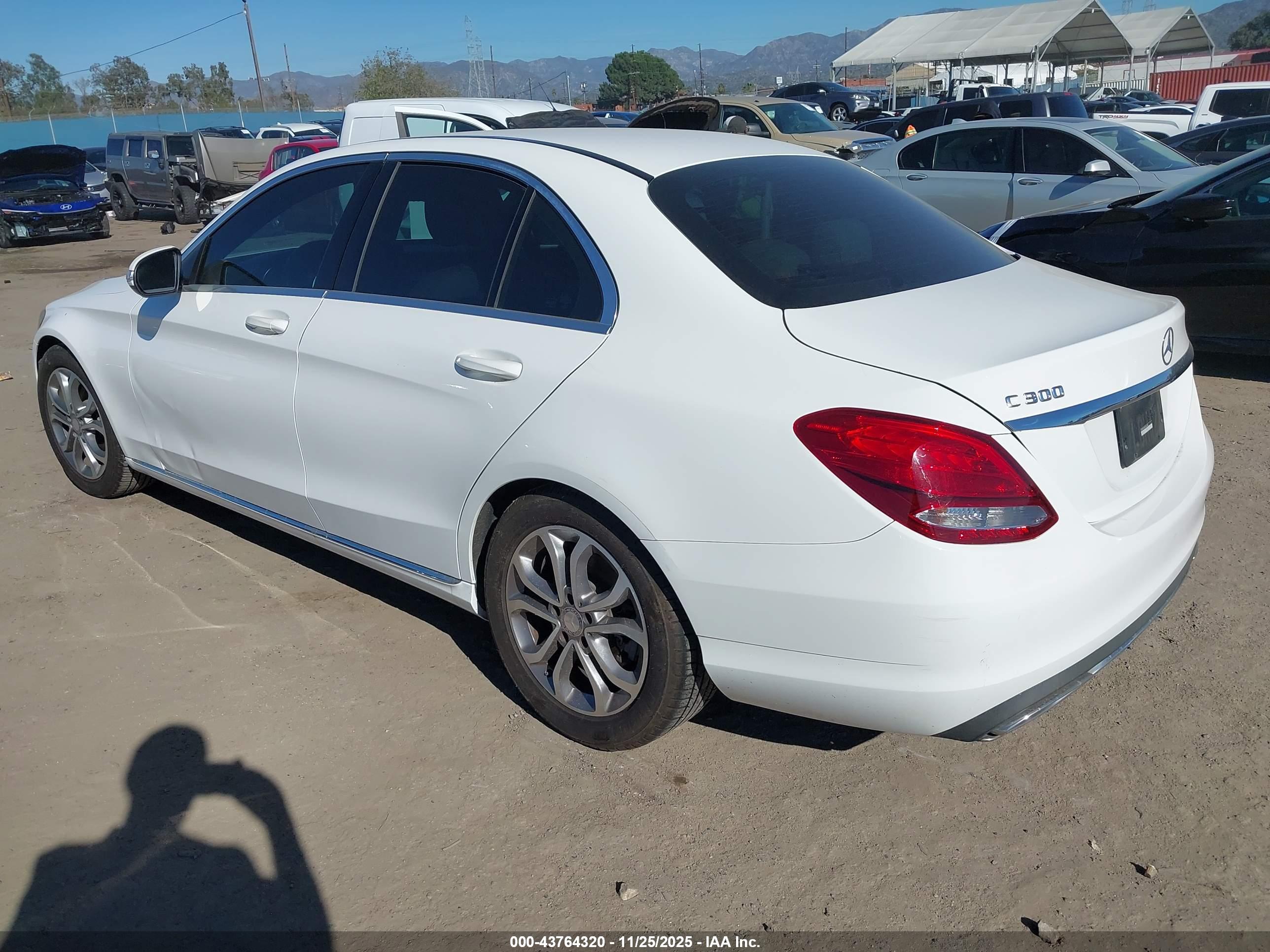 MERCEDES-BENZ C image 3