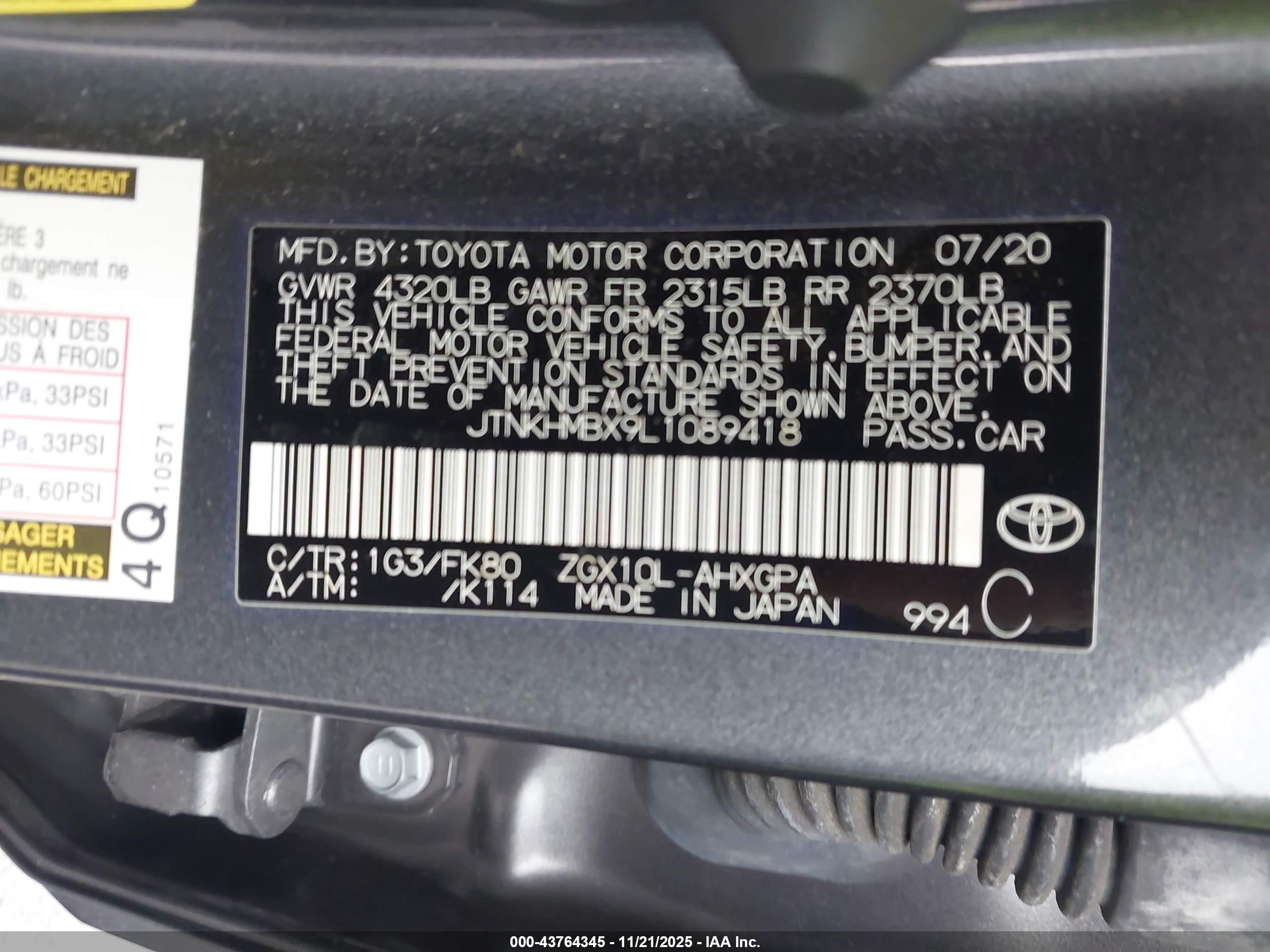 TOYOTA C-HR image 9