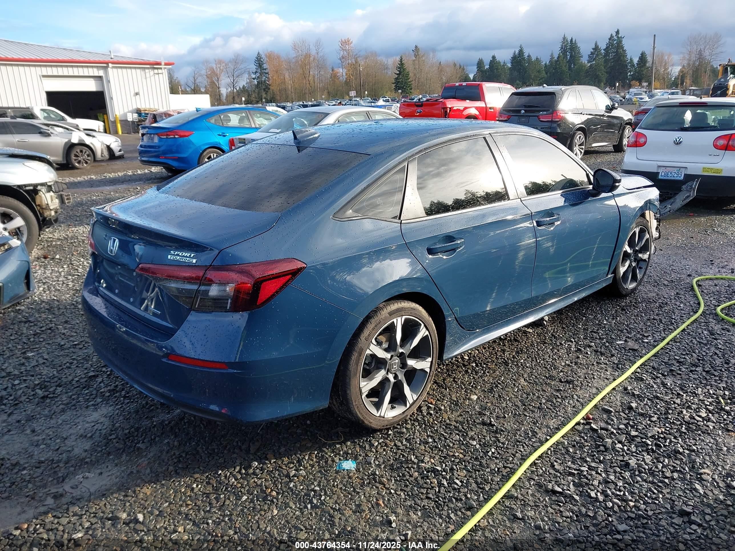 HONDA CIVIC image 4