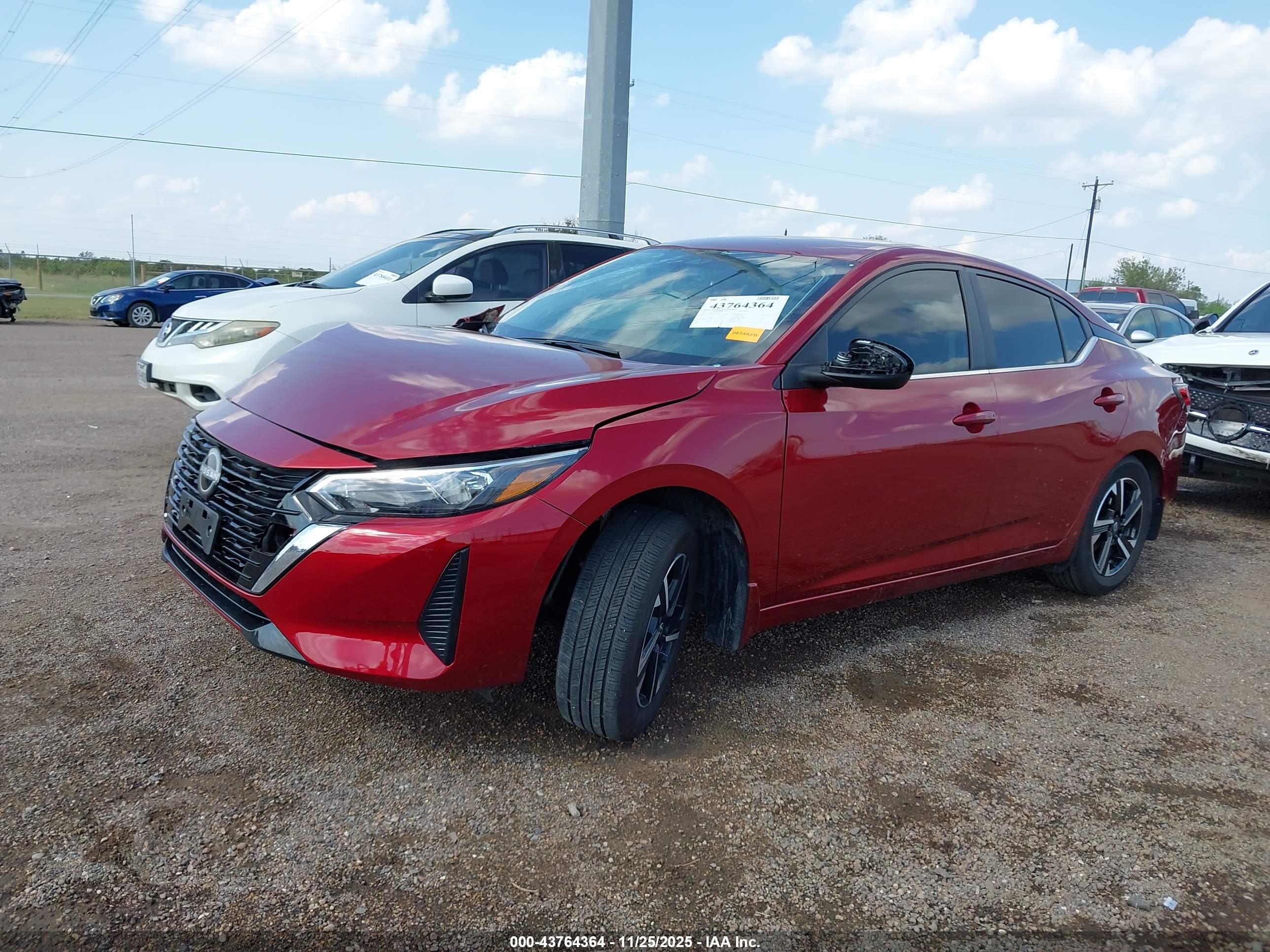 NISSAN SENTRA image 2