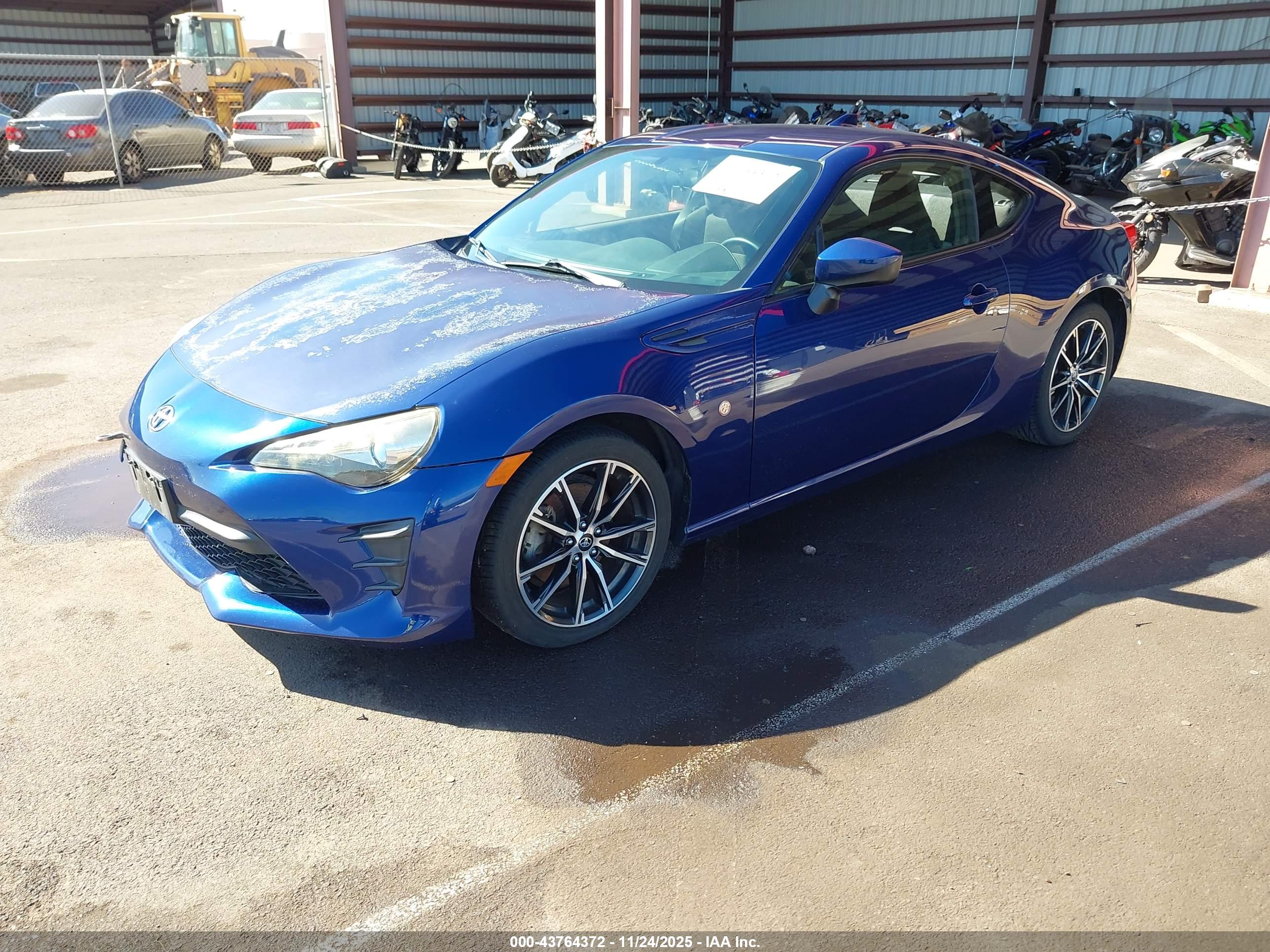 TOYOTA 86 image 2