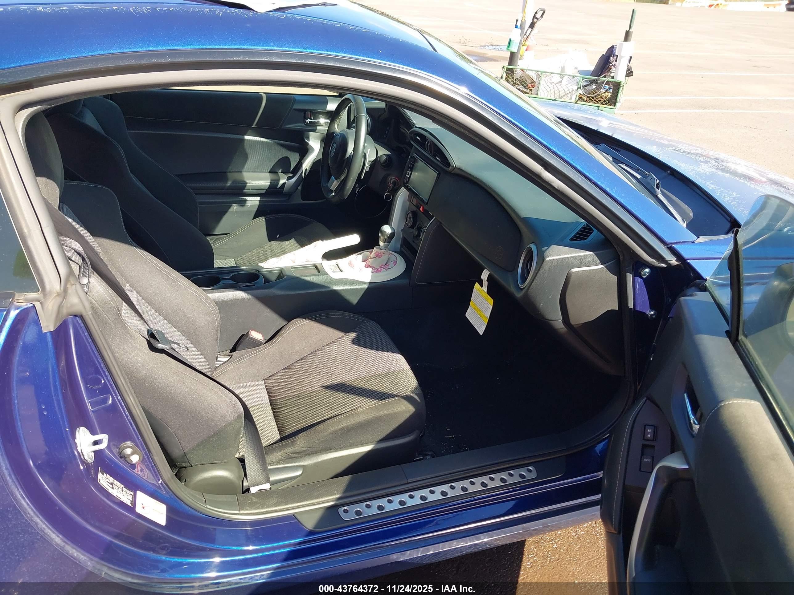TOYOTA 86 image 5