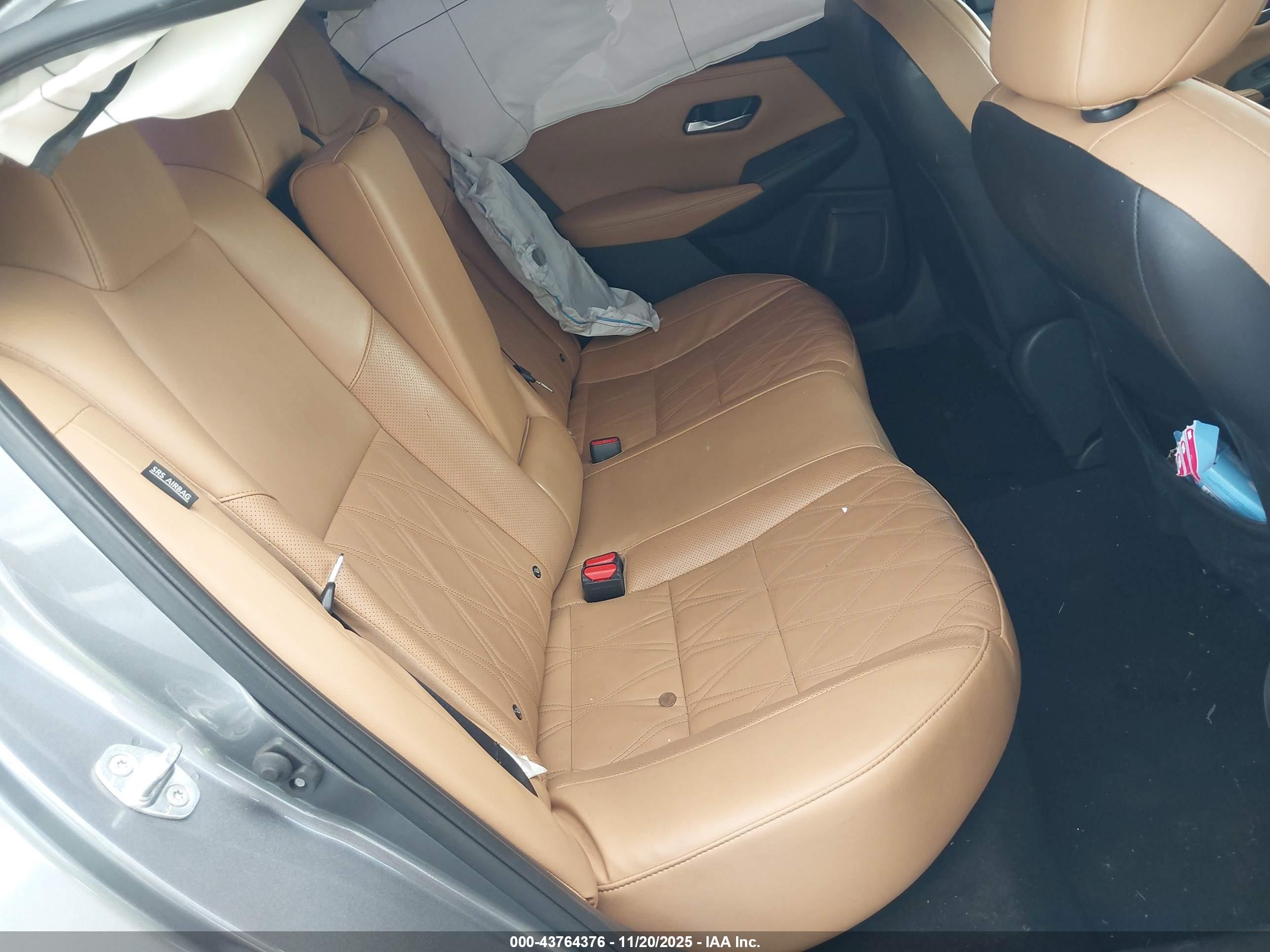 NISSAN SENTRA image 8