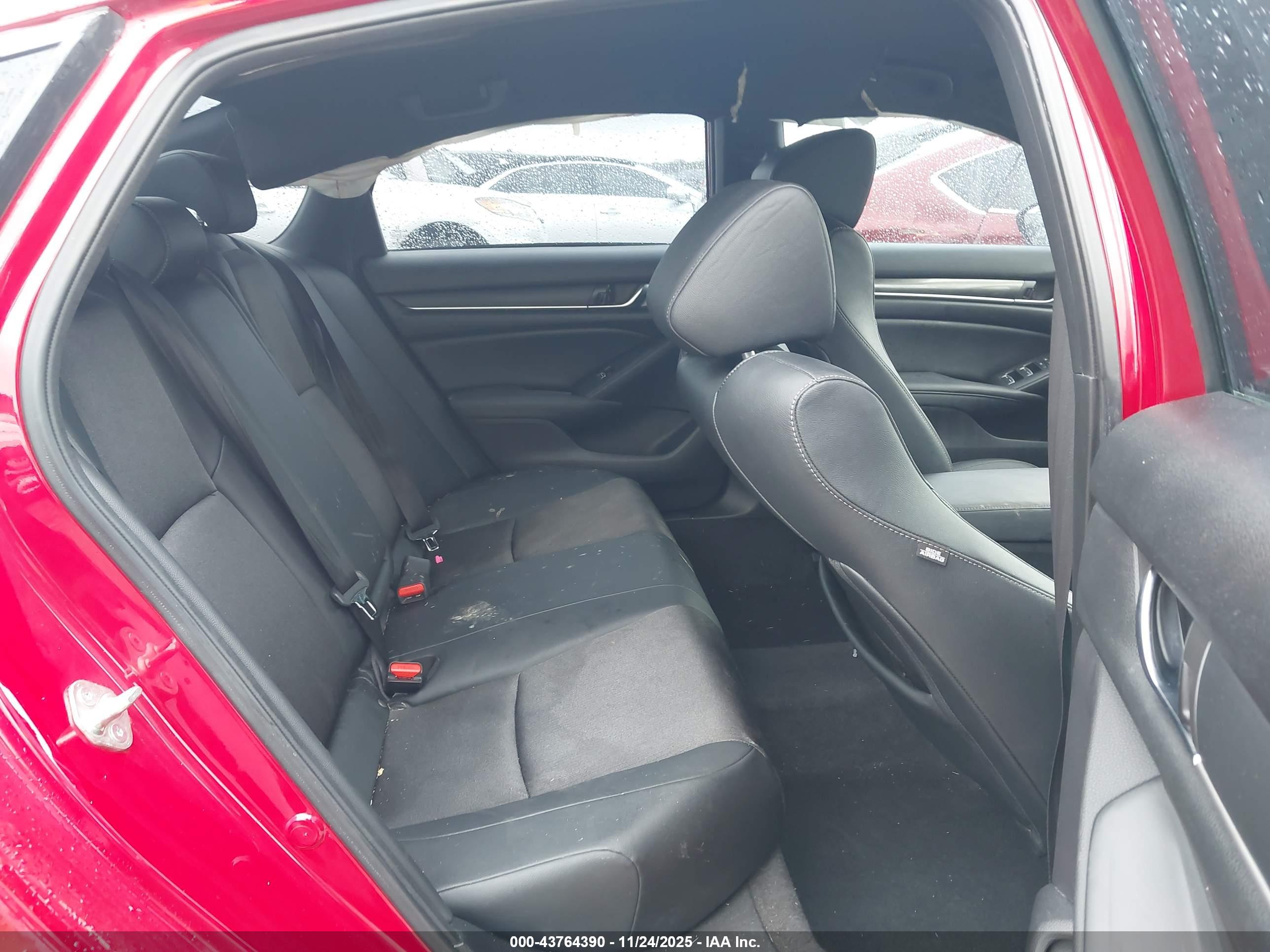 HONDA ACCORD image 8