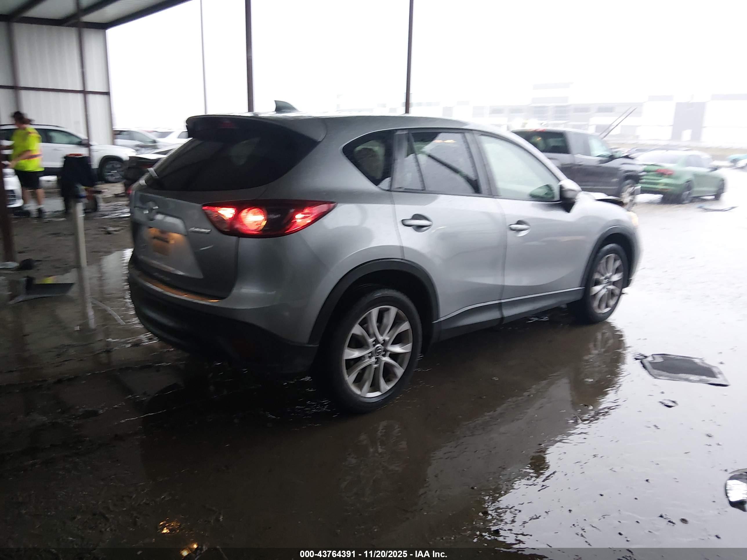MAZDA CX-5 image 4