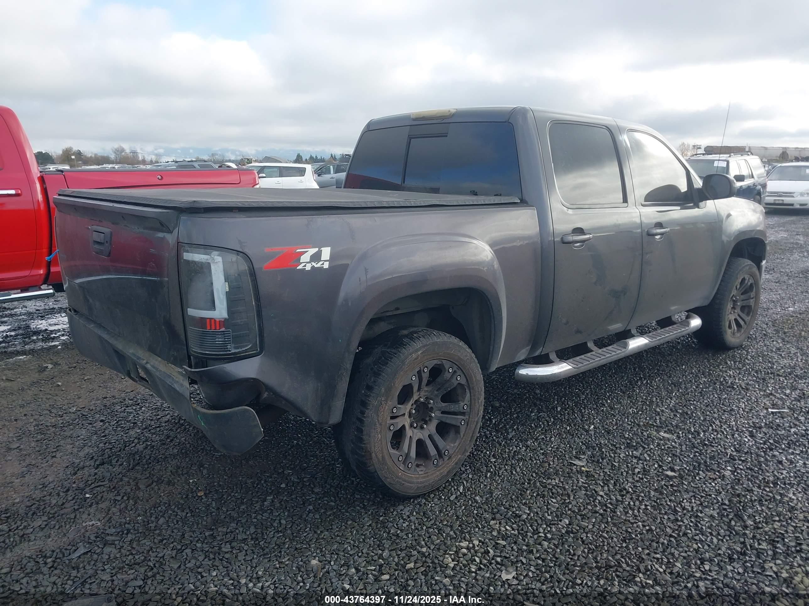 GMC SIERRA image 4